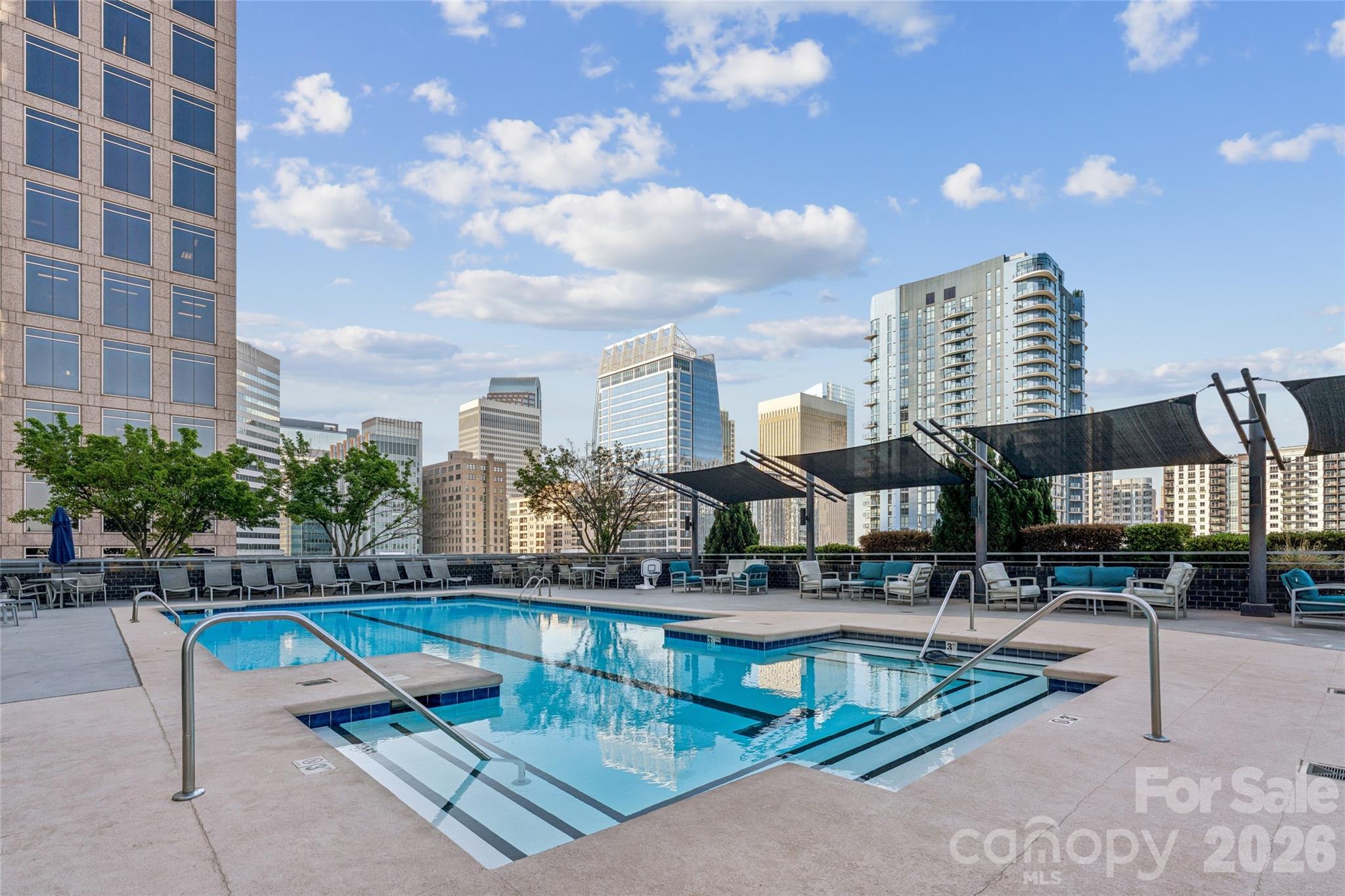 333 W Trade Street #2200 — Charlotte