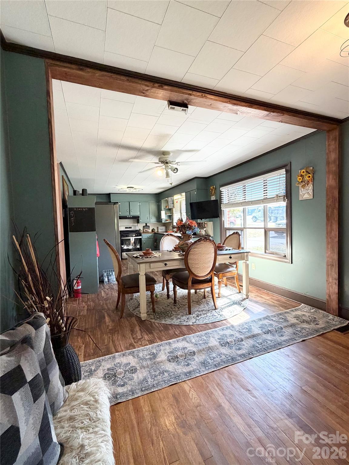 3162/3164/3168 Morganton Boulevard SW — Lenoir