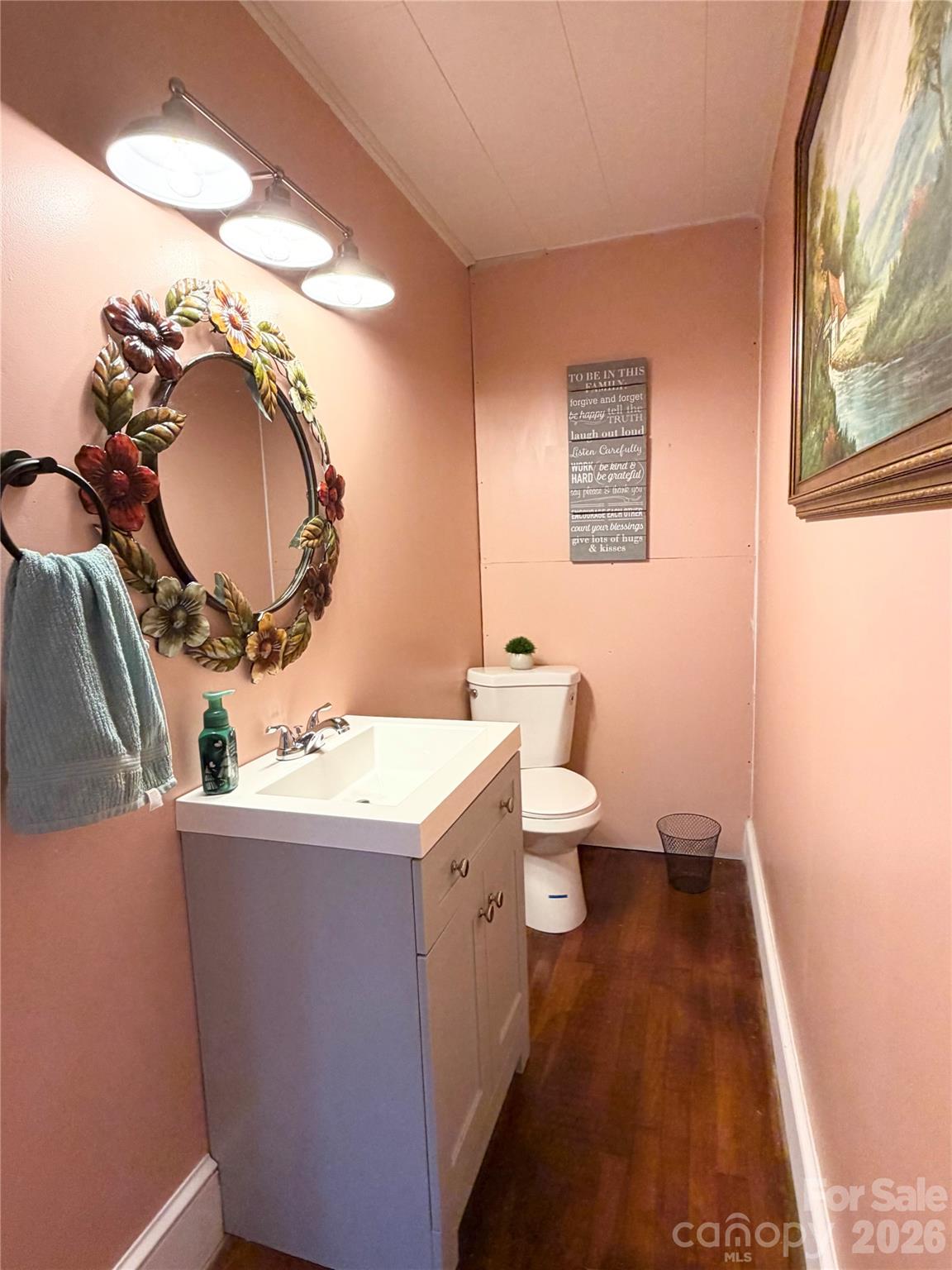 3162/3164/3168 Morganton Boulevard SW — Lenoir