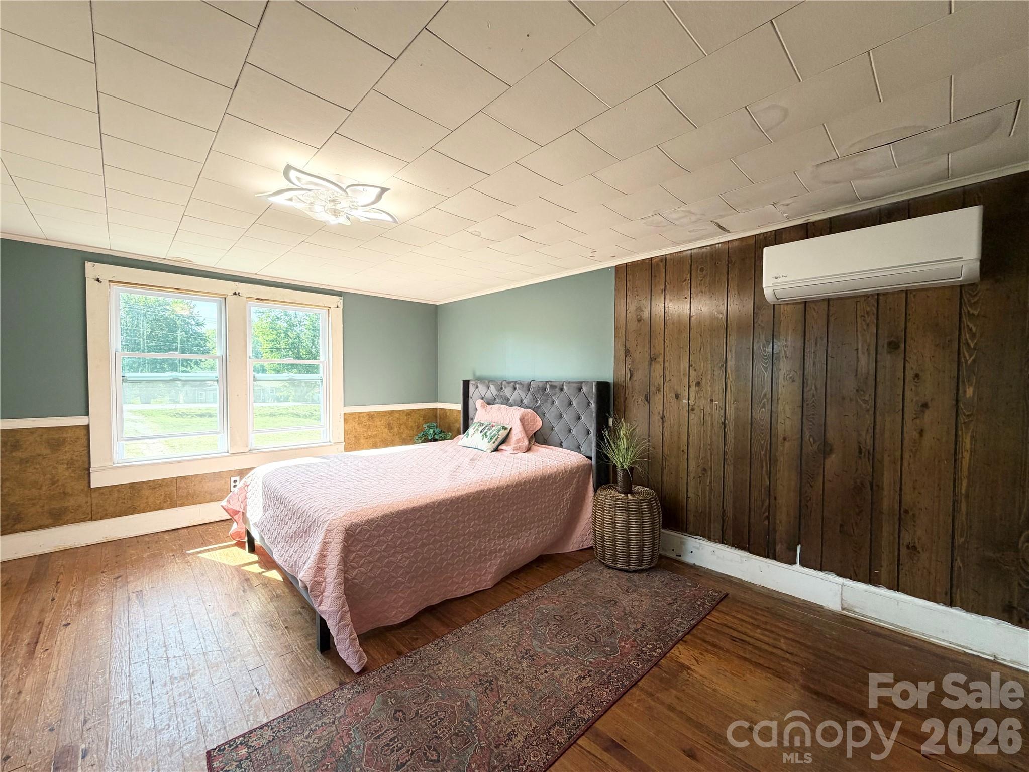 3162/3164/3168 Morganton Boulevard SW — Lenoir