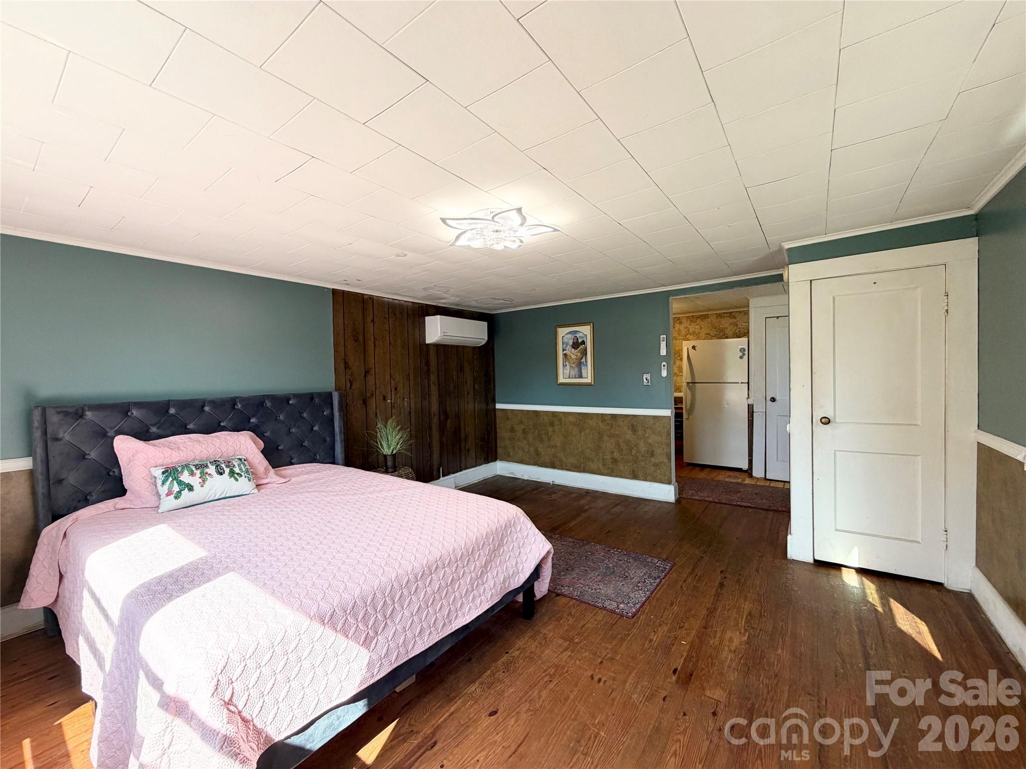 3162/3164/3168 Morganton Boulevard SW — Lenoir