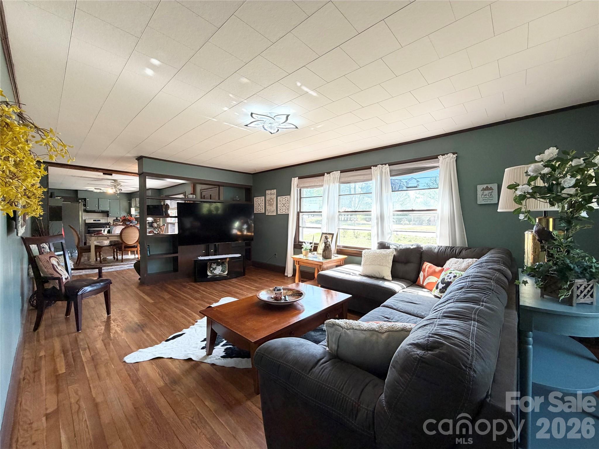 3162/3164/3168 Morganton Boulevard SW — Lenoir