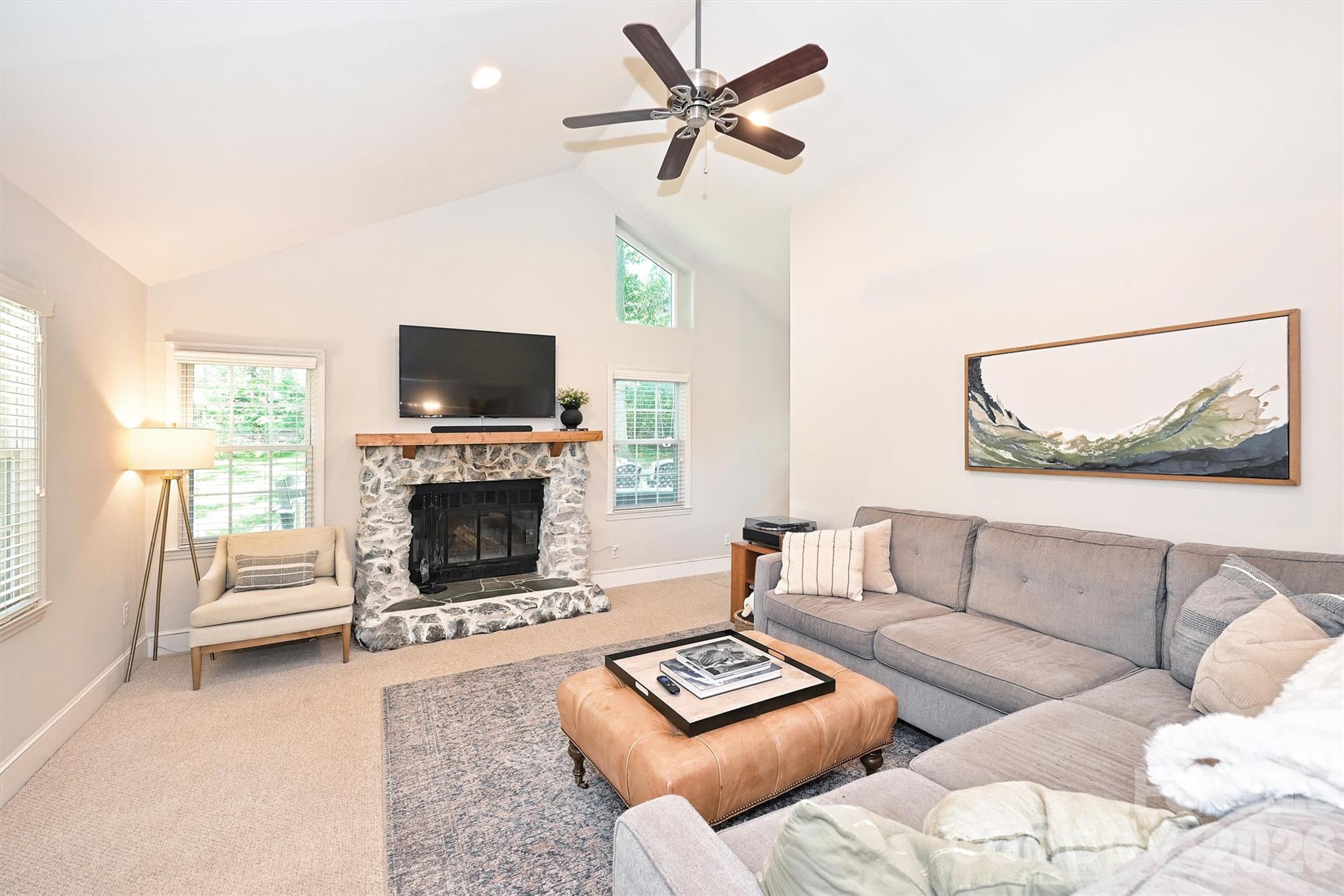 2215 Shadyview Drive — Charlotte