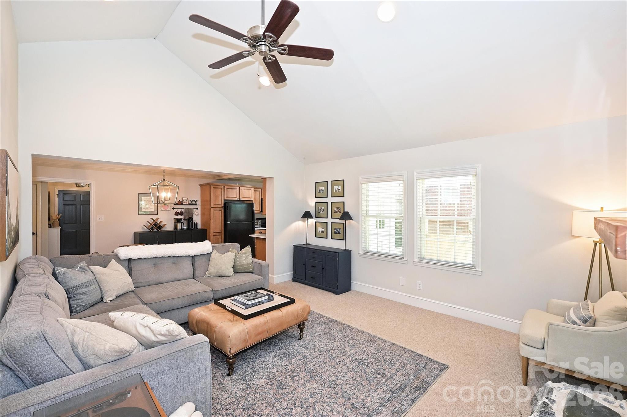 2215 Shadyview Drive — Charlotte