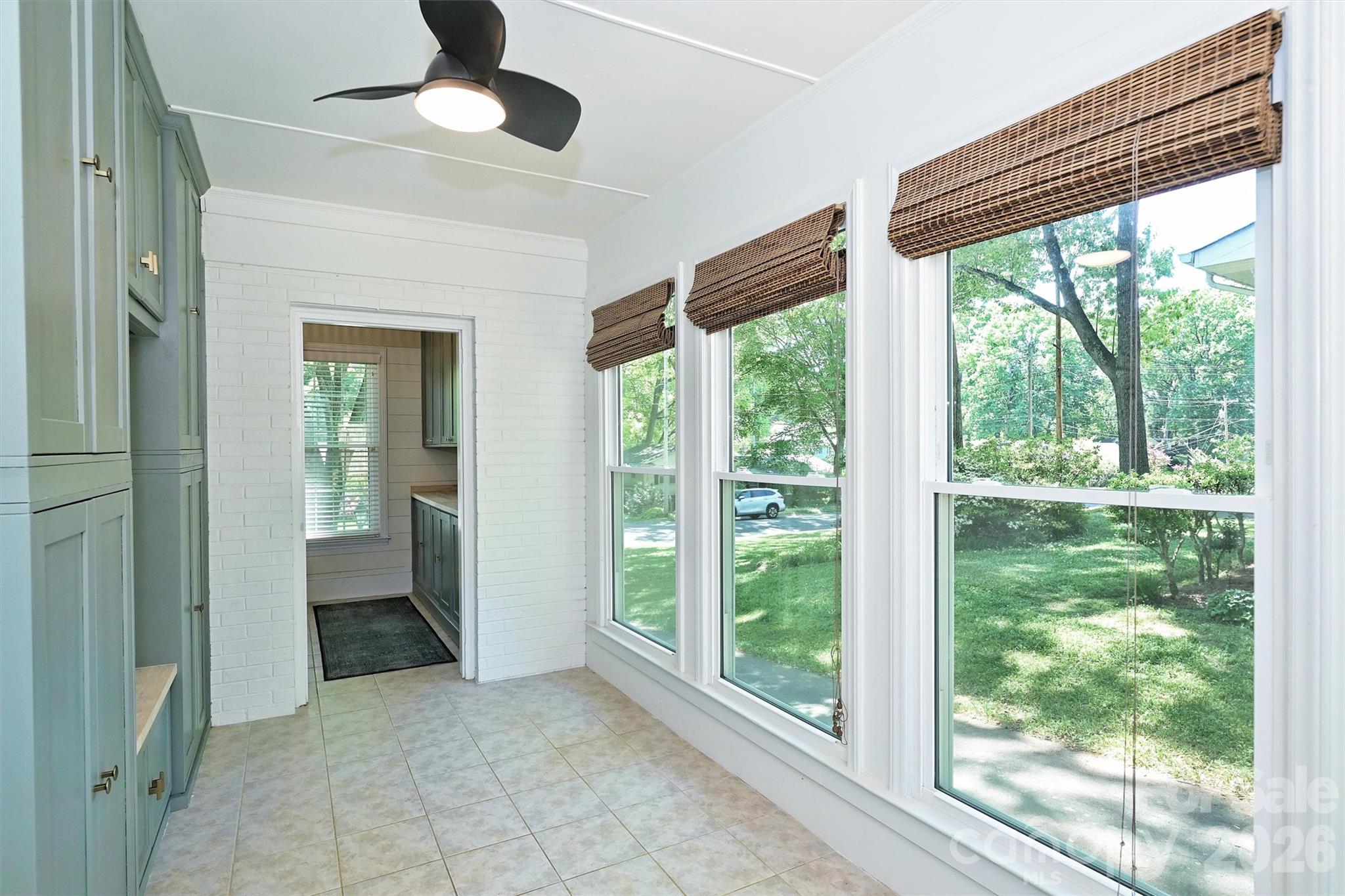2215 Shadyview Drive — Charlotte