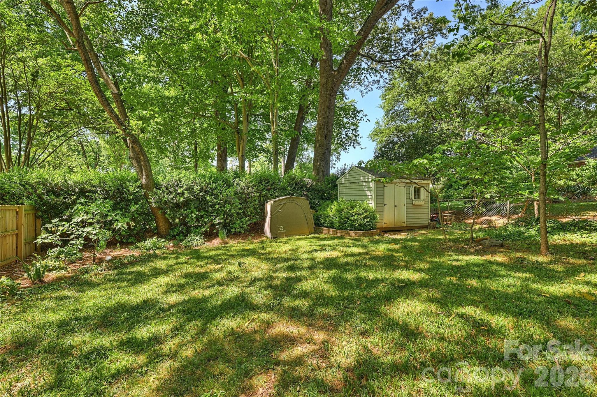 2215 Shadyview Drive — Charlotte