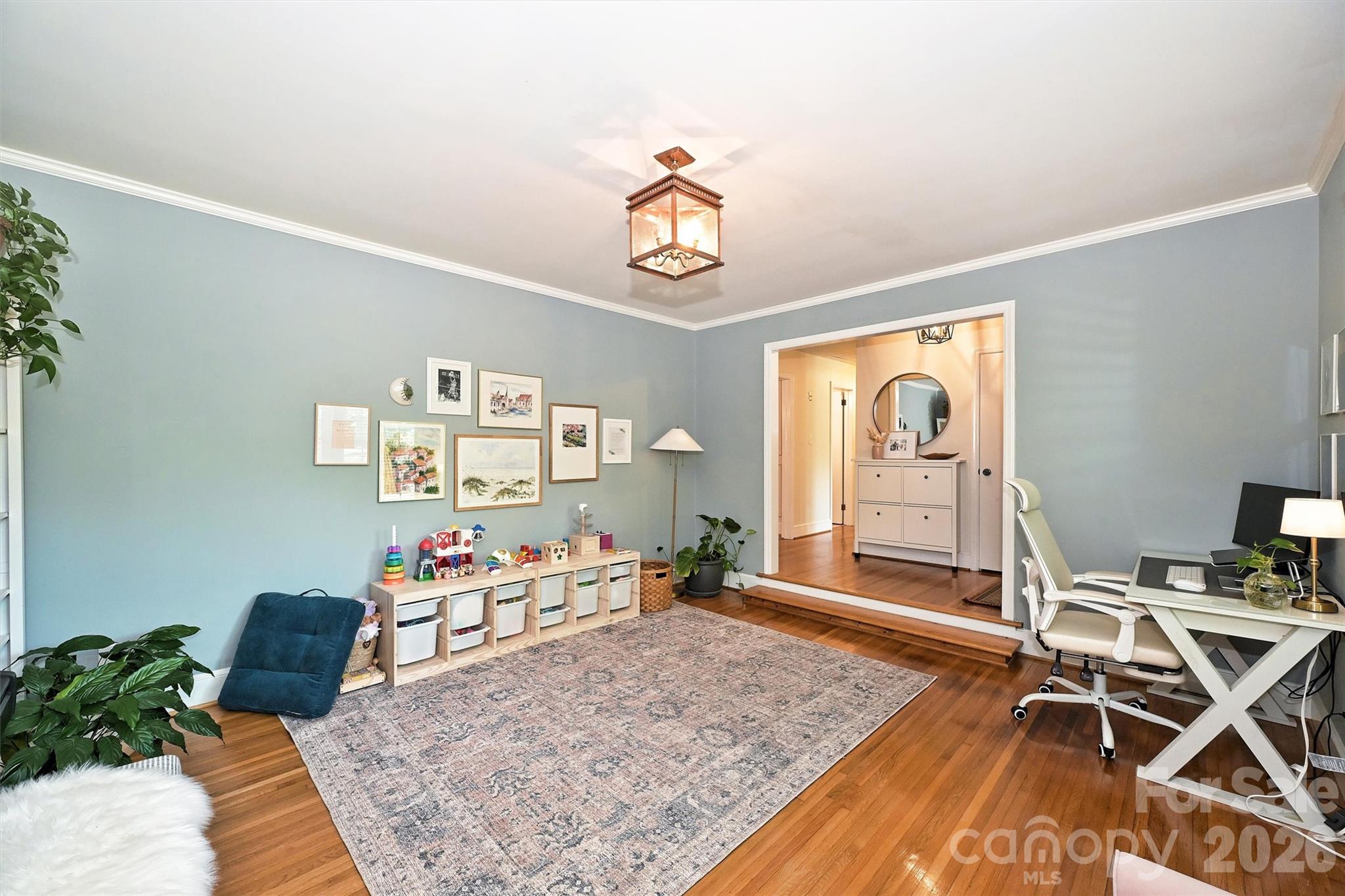 2215 Shadyview Drive — Charlotte