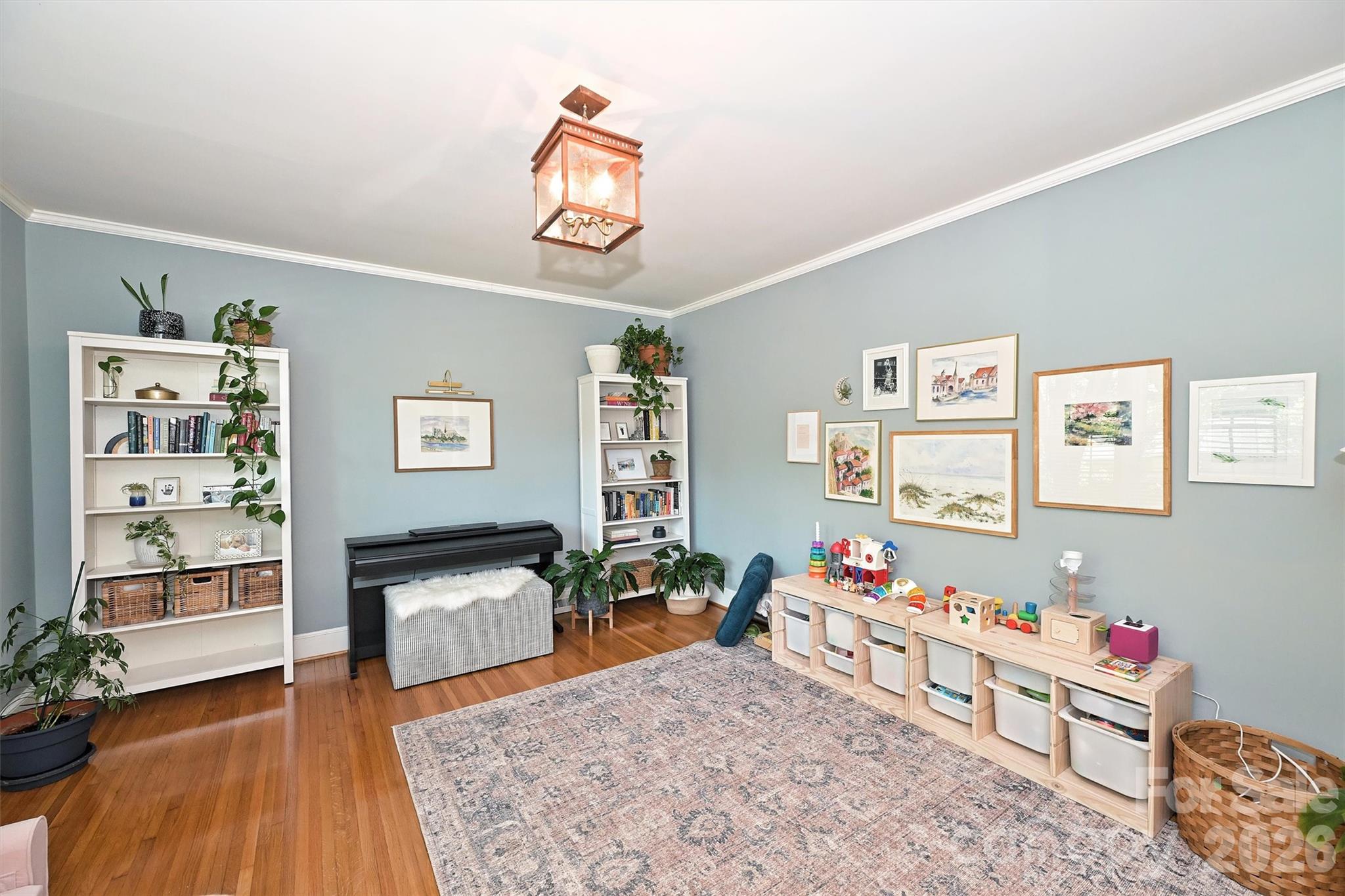 2215 Shadyview Drive — Charlotte