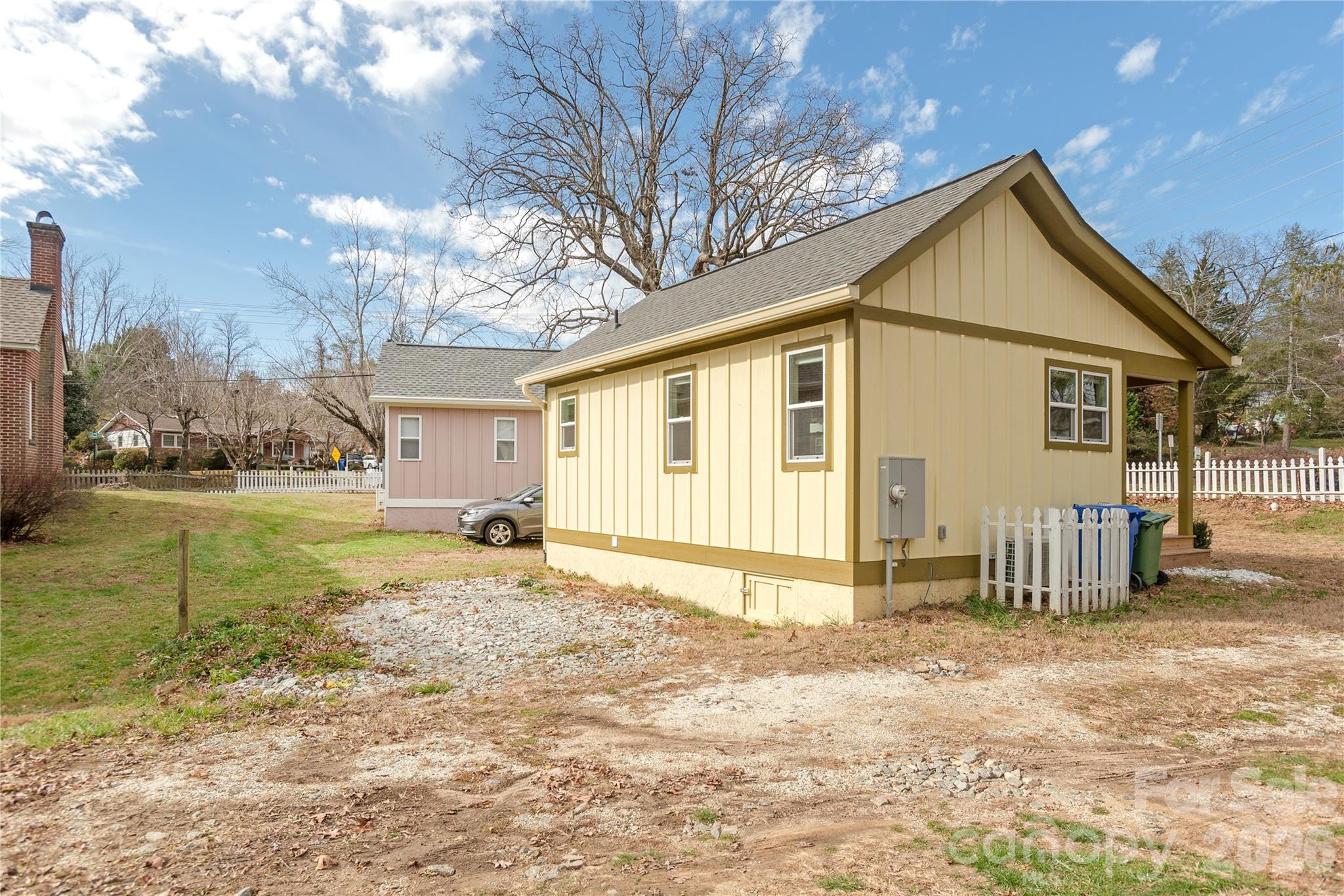 608 Ray Avenue — Hendersonville