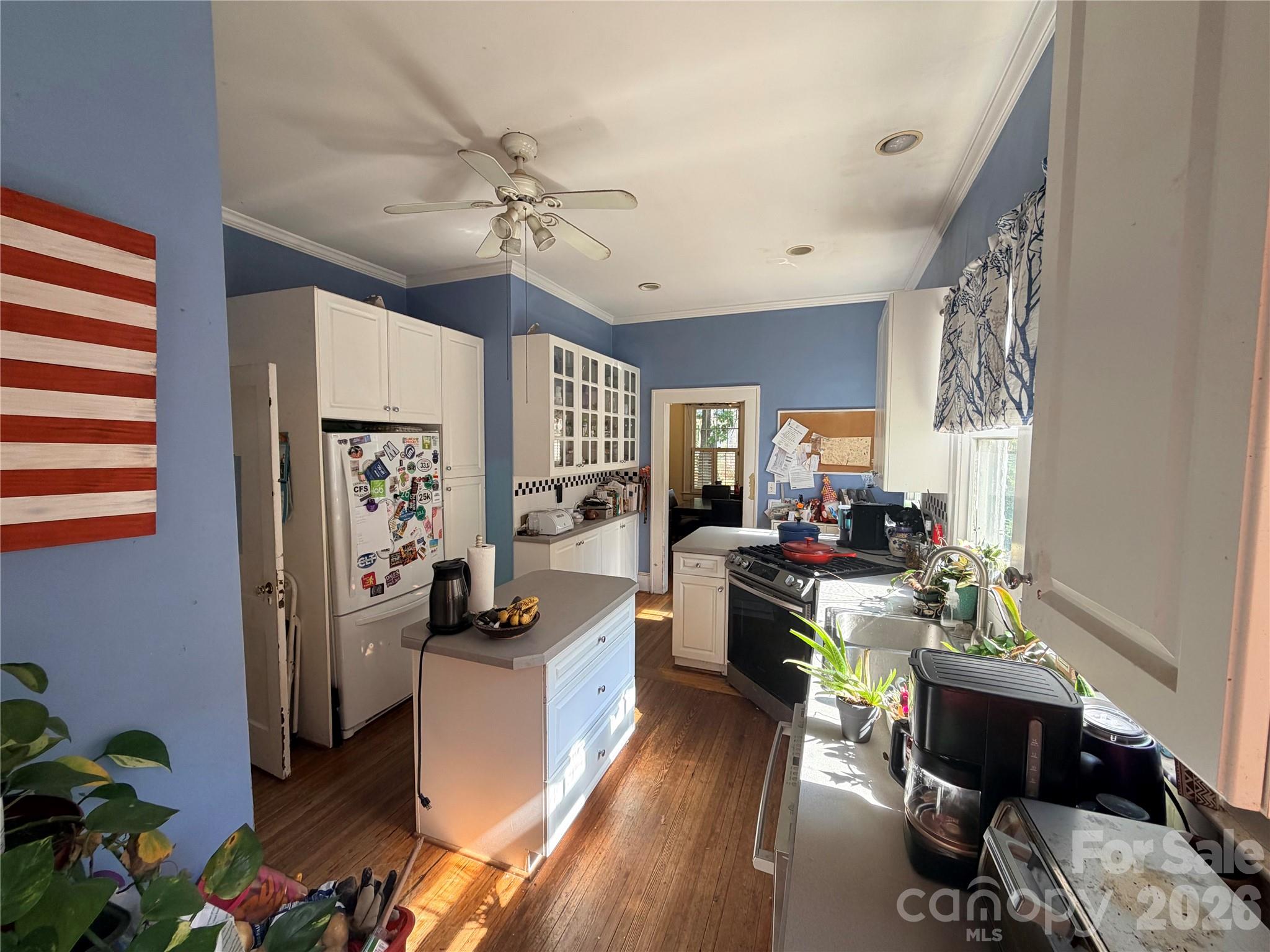 2104 Midwood Place — Charlotte
