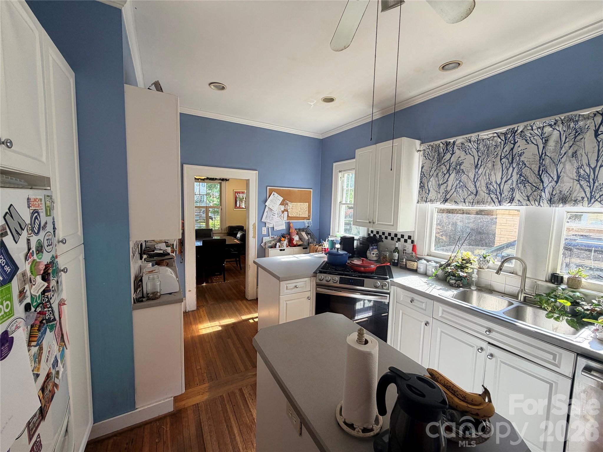 2104 Midwood Place — Charlotte