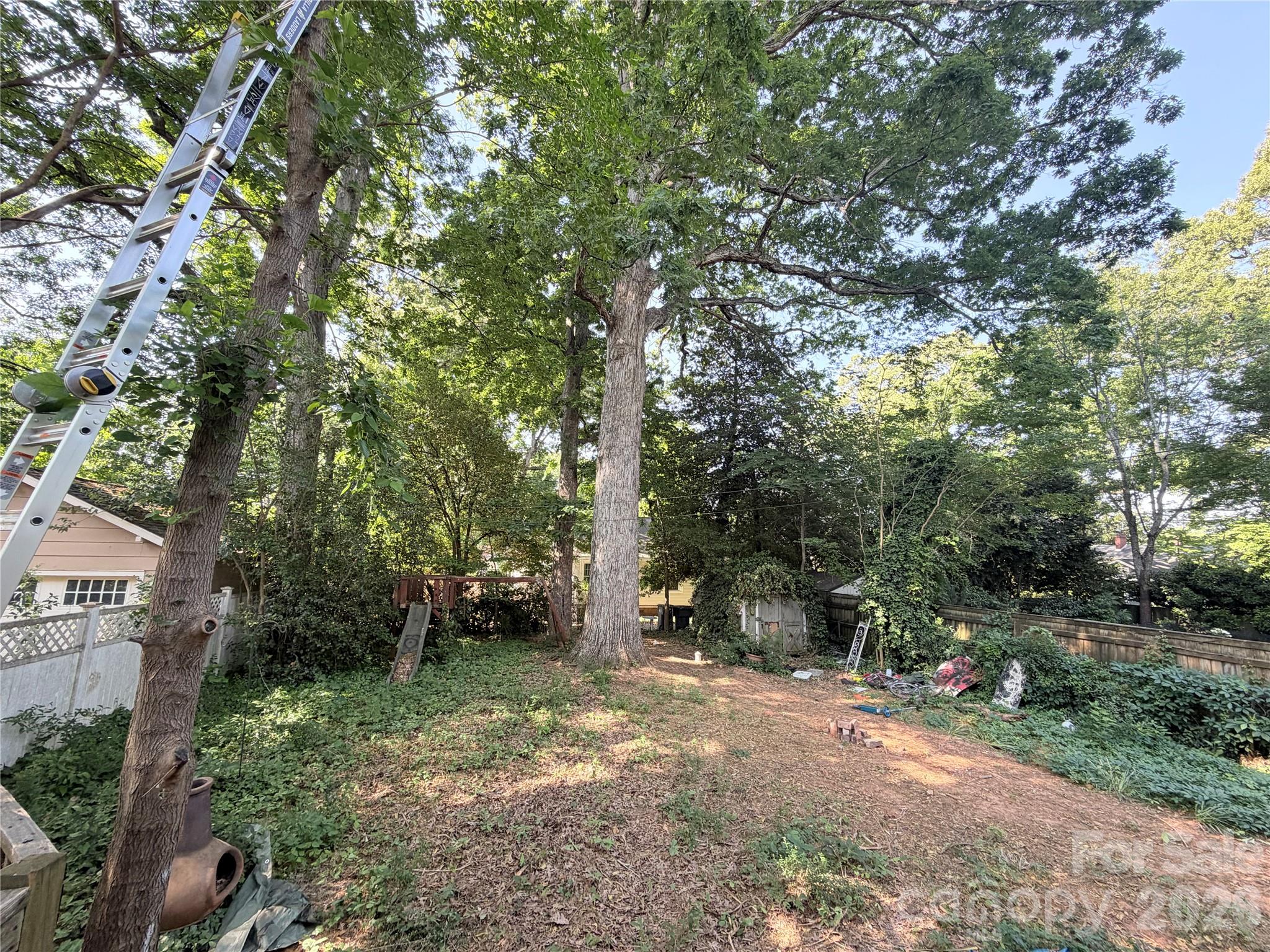 2104 Midwood Place — Charlotte