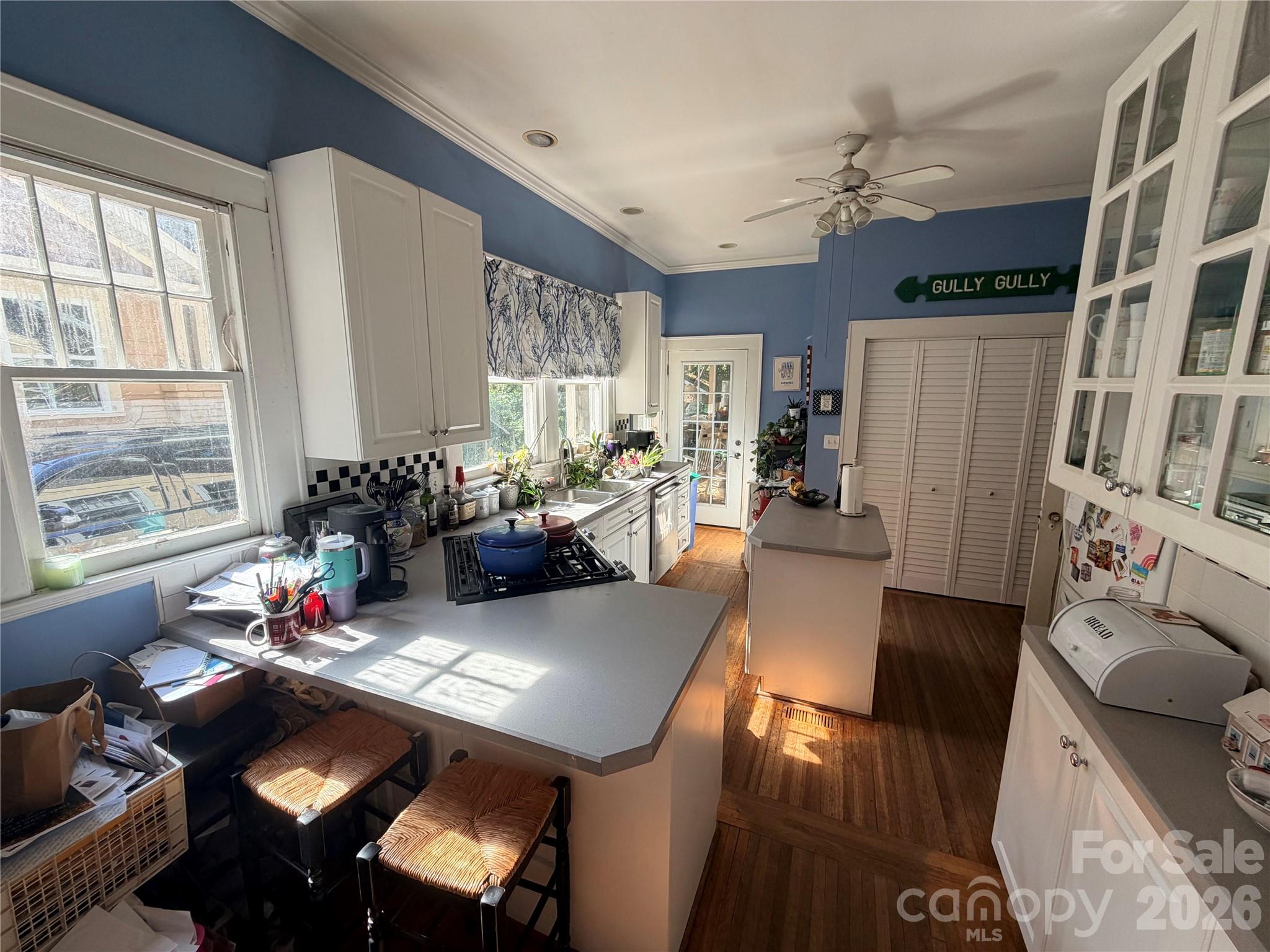 2104 Midwood Place — Charlotte