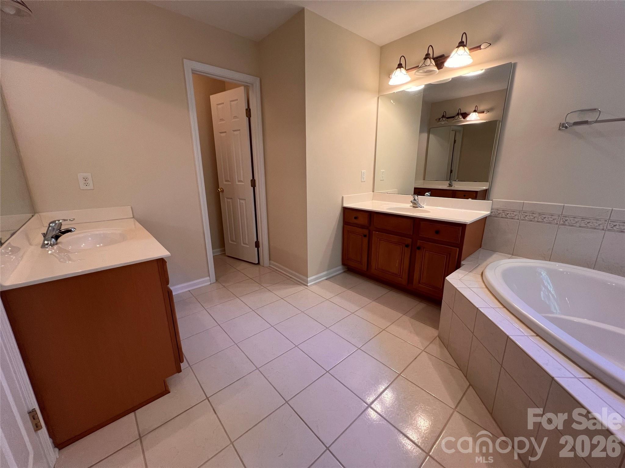 7709 Greylock Ridge Road #18 — Matthews