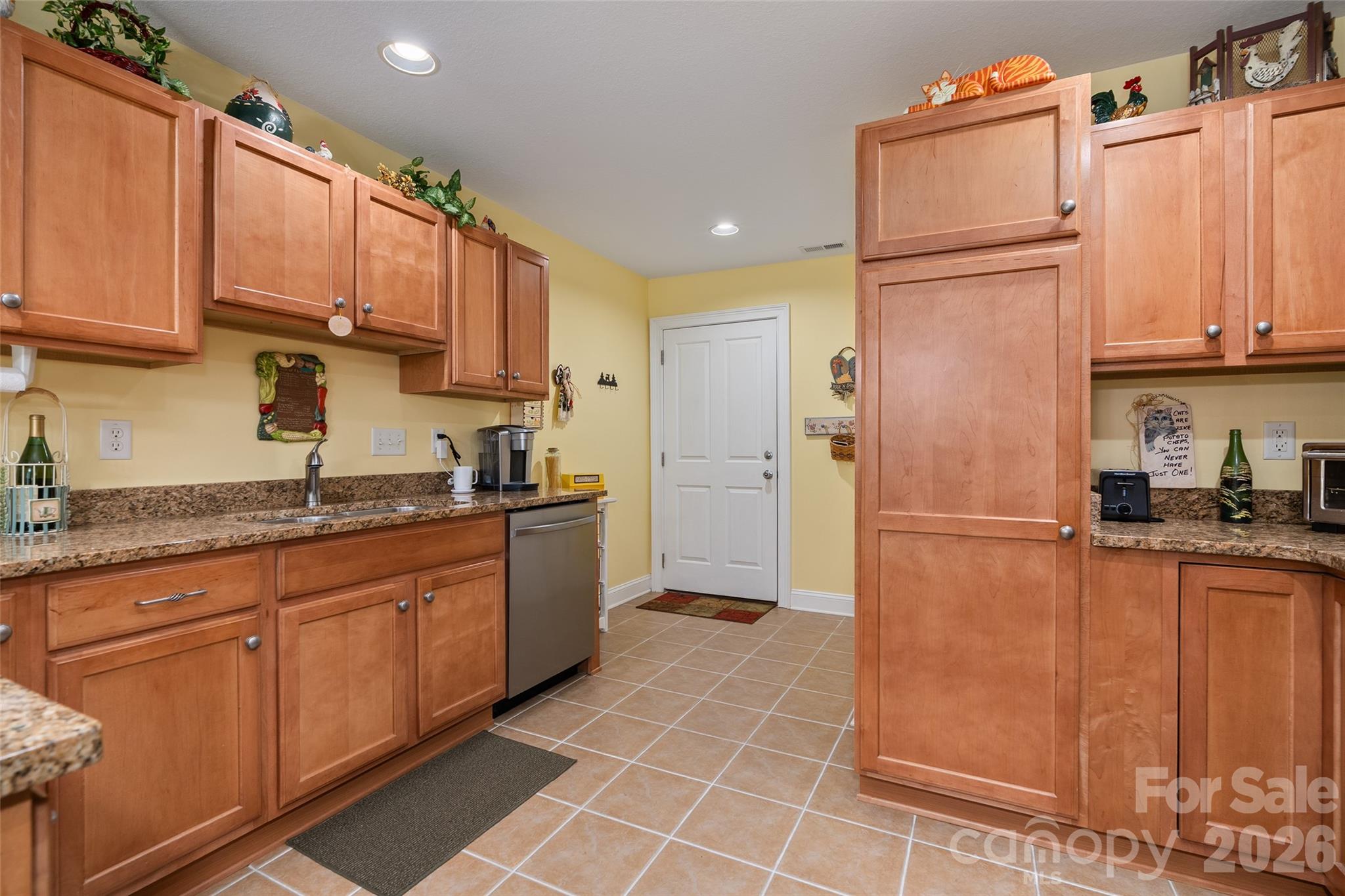 66 Kenai Trail — Waynesville