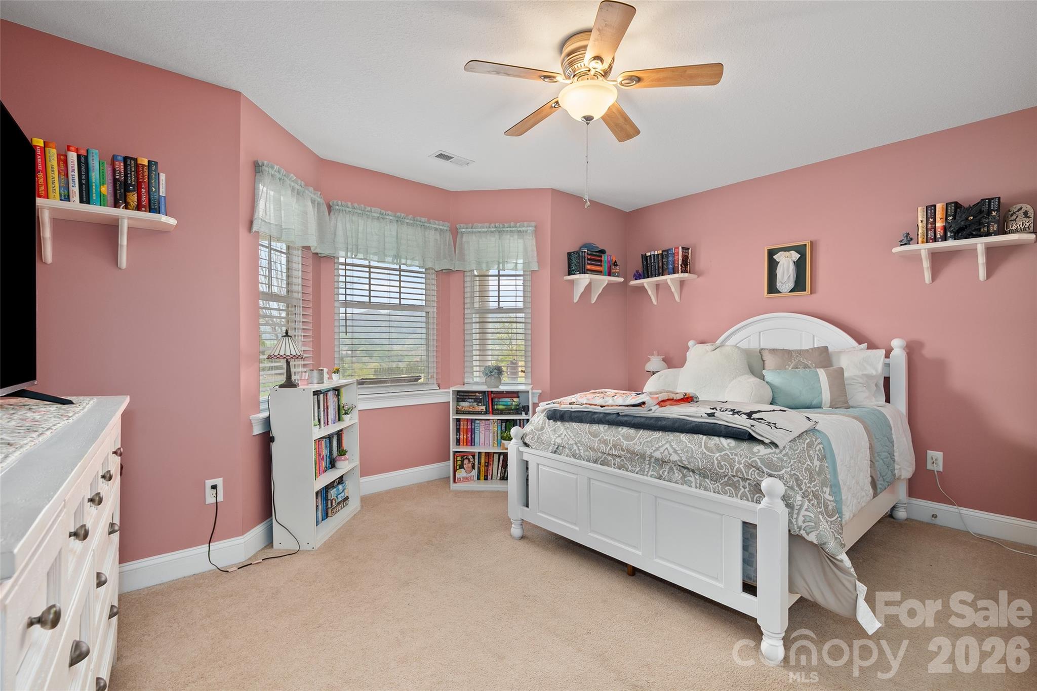 66 Kenai Trail — Waynesville