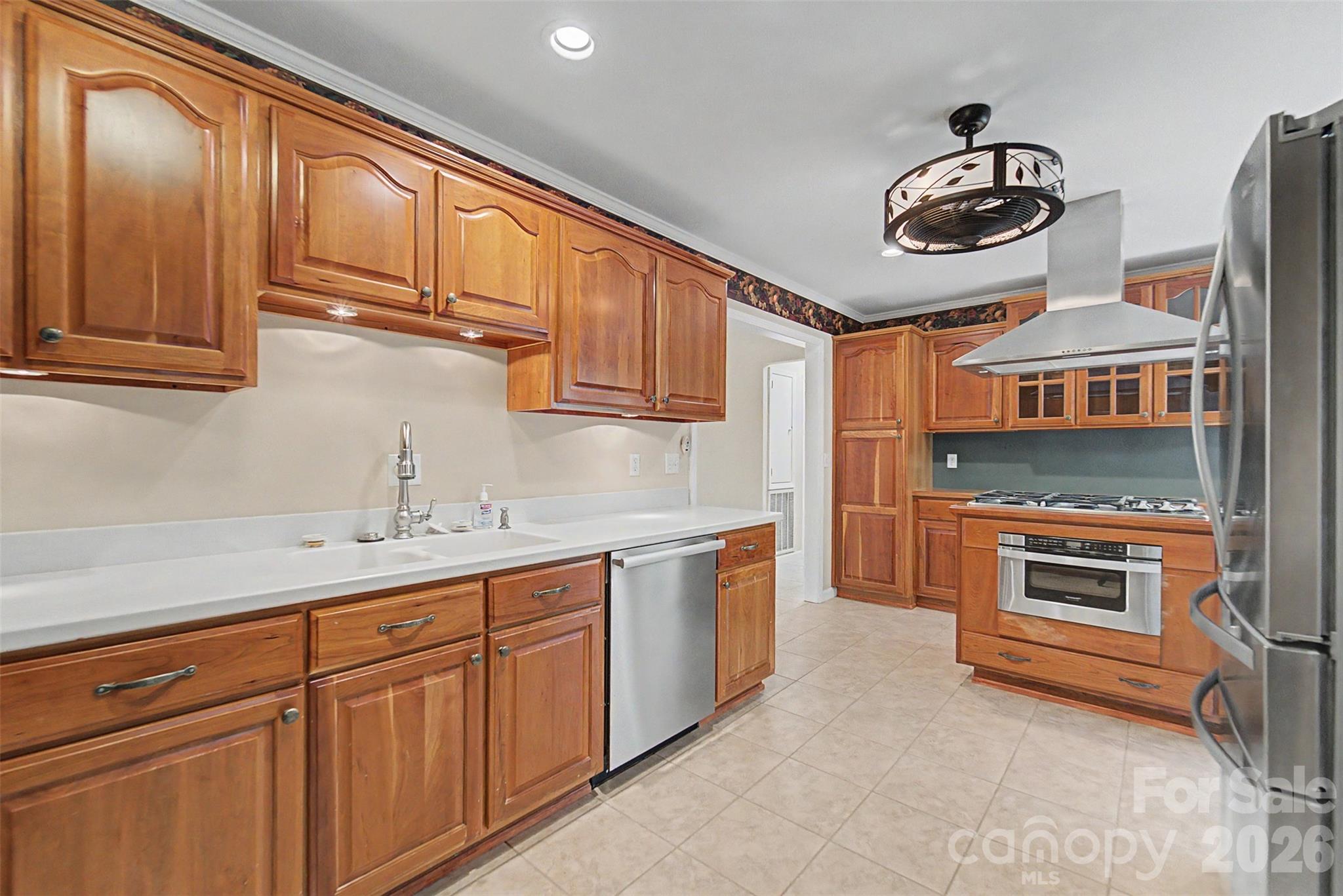 605 Toy Cove Road — Sylva