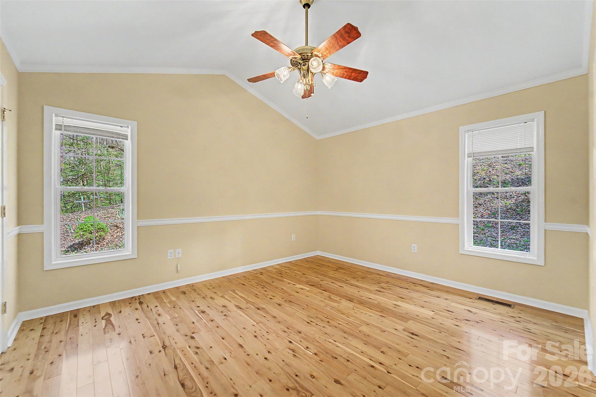 605 Toy Cove Road — Sylva