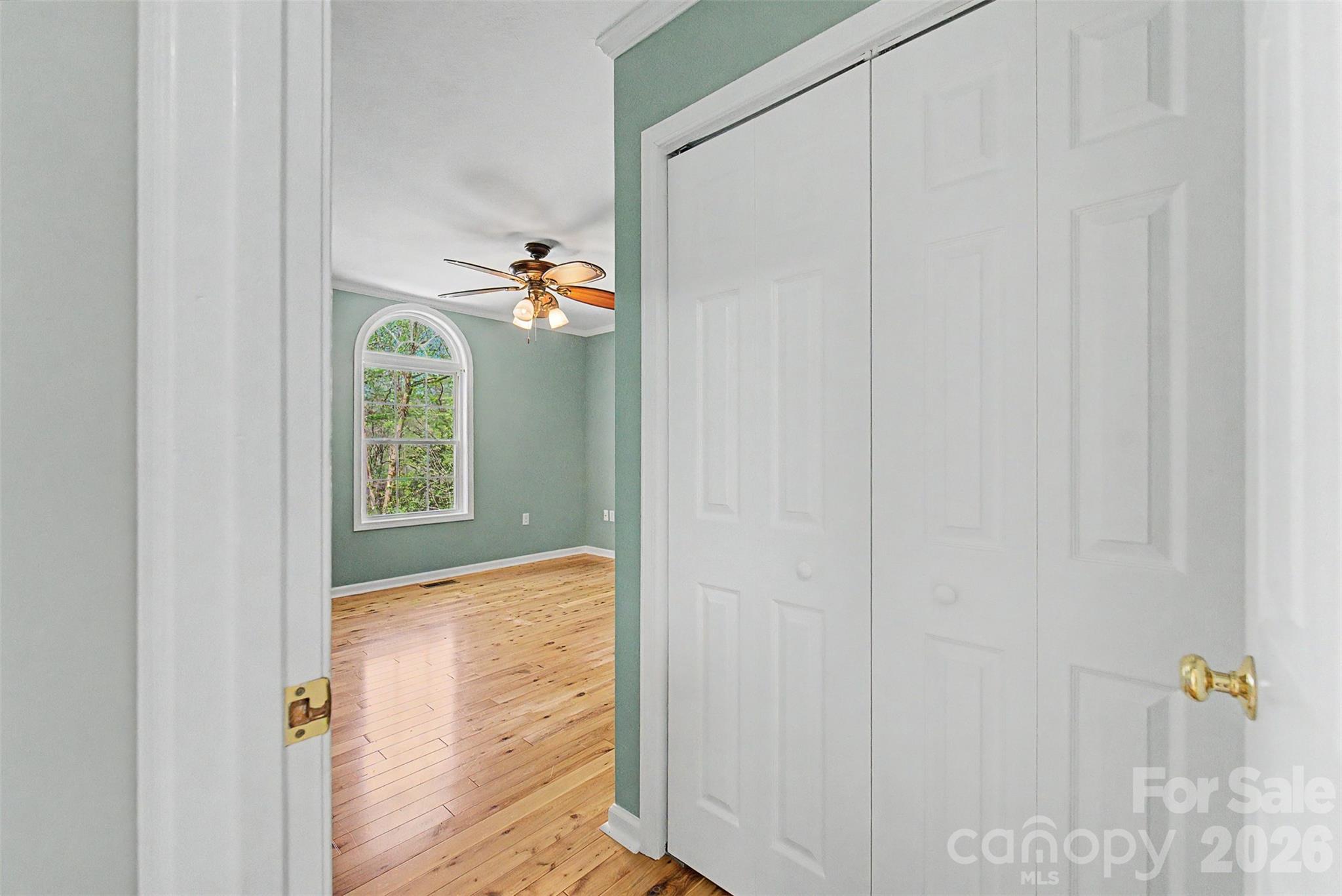 605 Toy Cove Road — Sylva