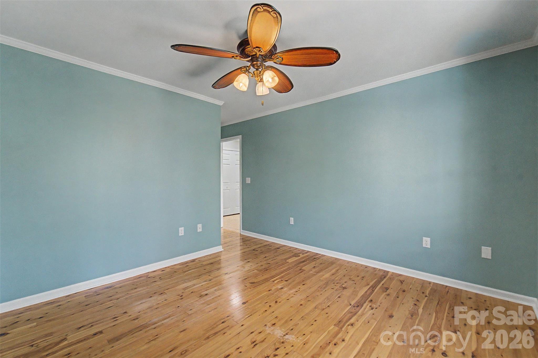 605 Toy Cove Road — Sylva