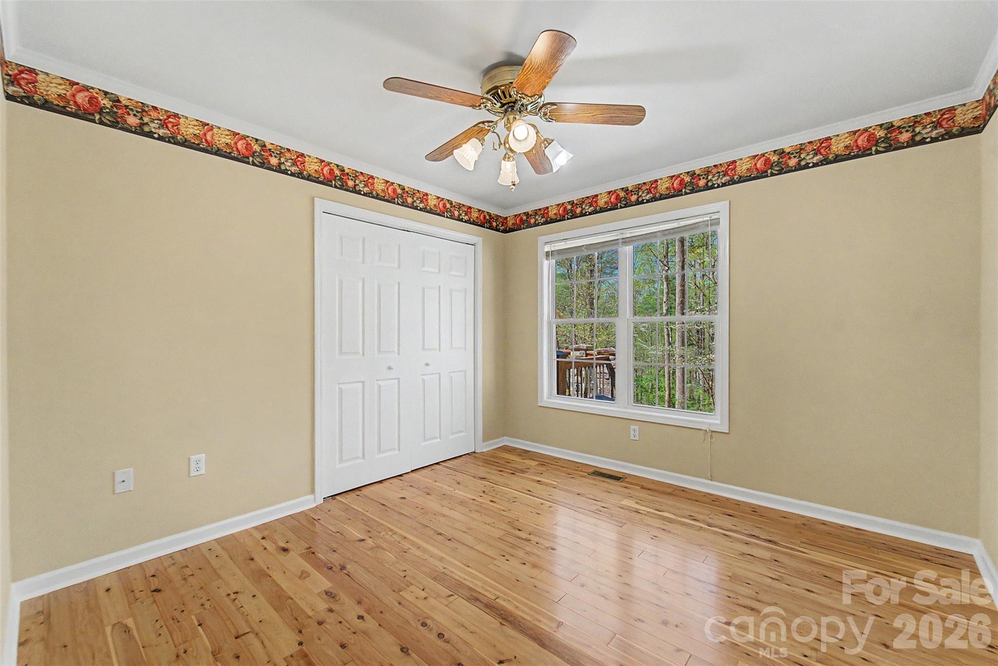 605 Toy Cove Road — Sylva