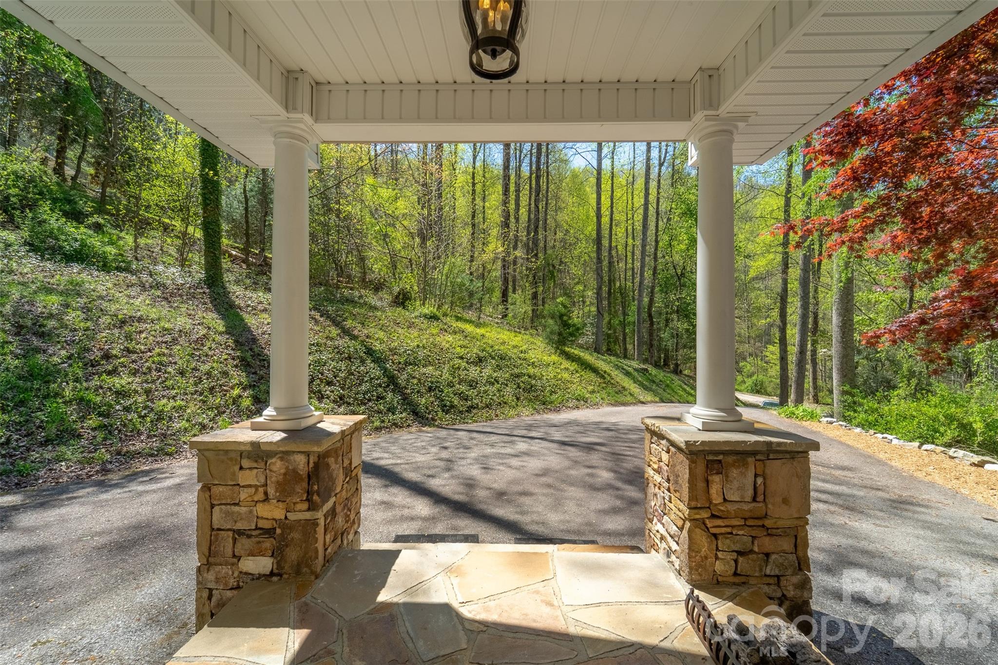 605 Toy Cove Road — Sylva