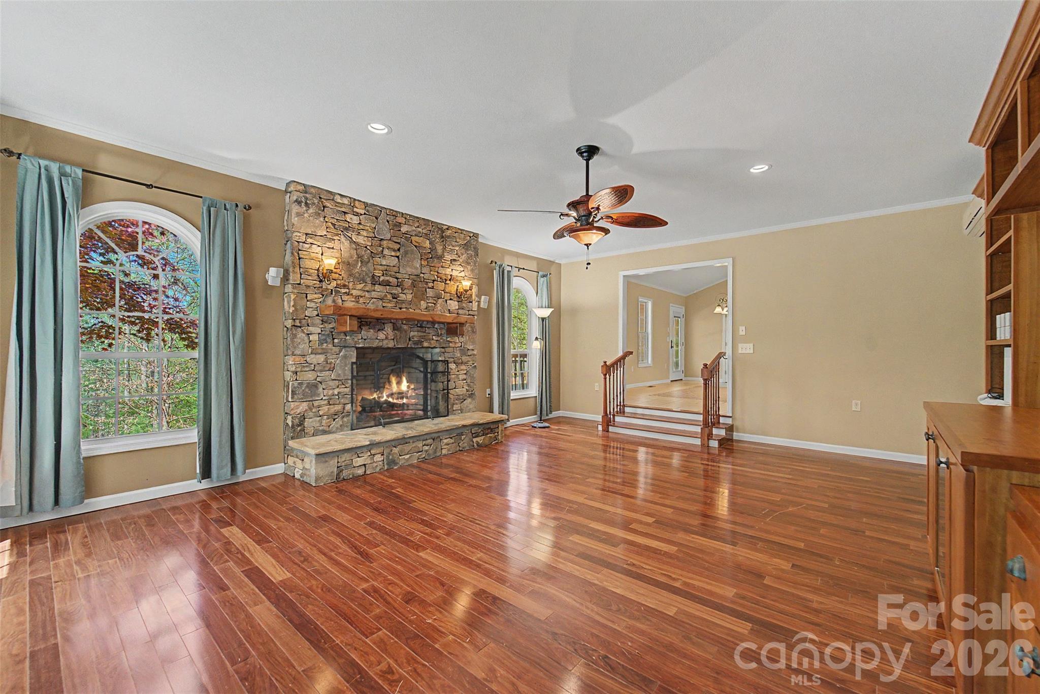 605 Toy Cove Road — Sylva