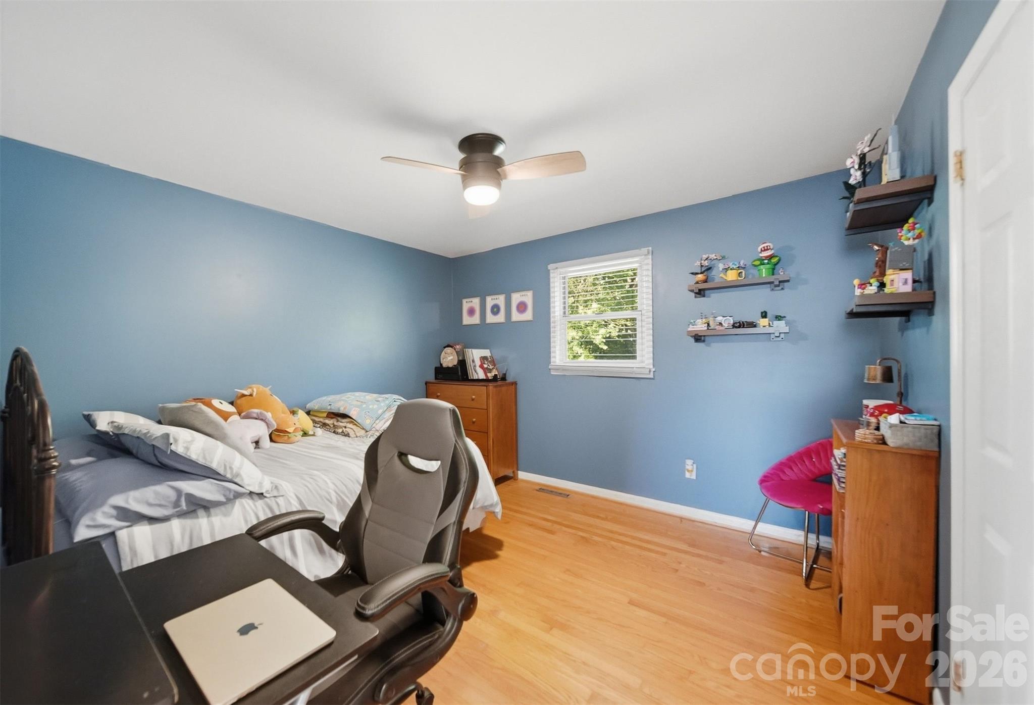 1745 26th Street NE — Hickory