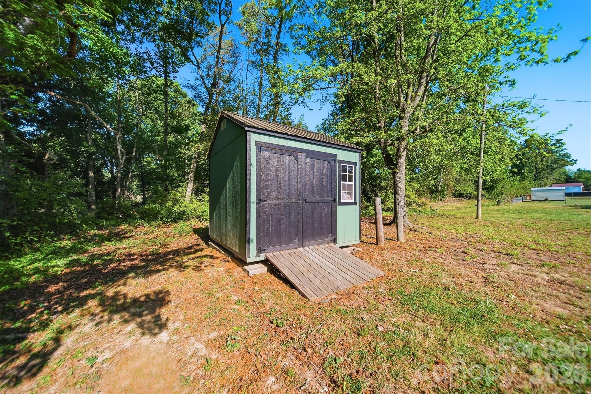 1745 26th Street NE — Hickory