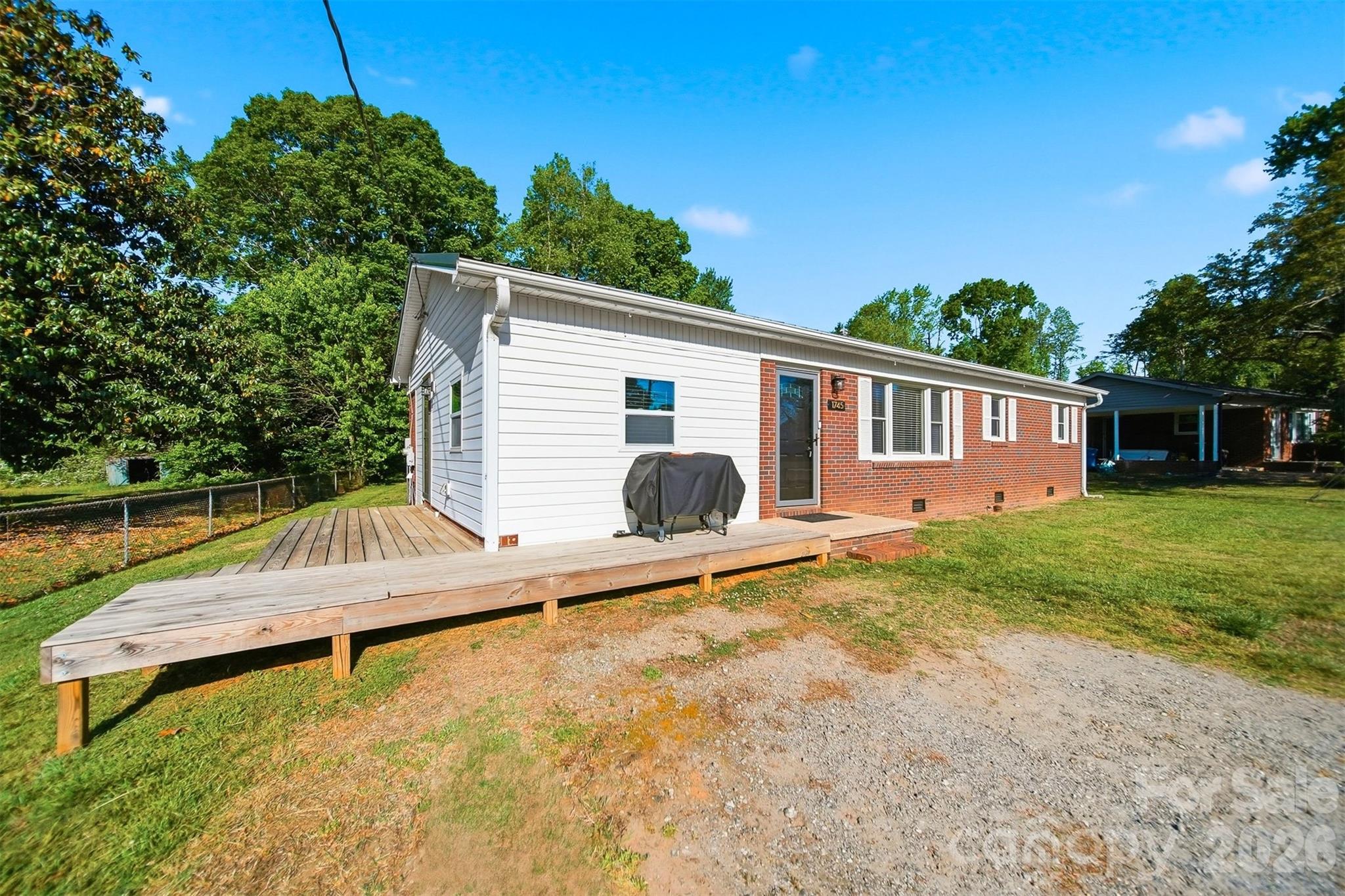 1745 26th Street NE — Hickory