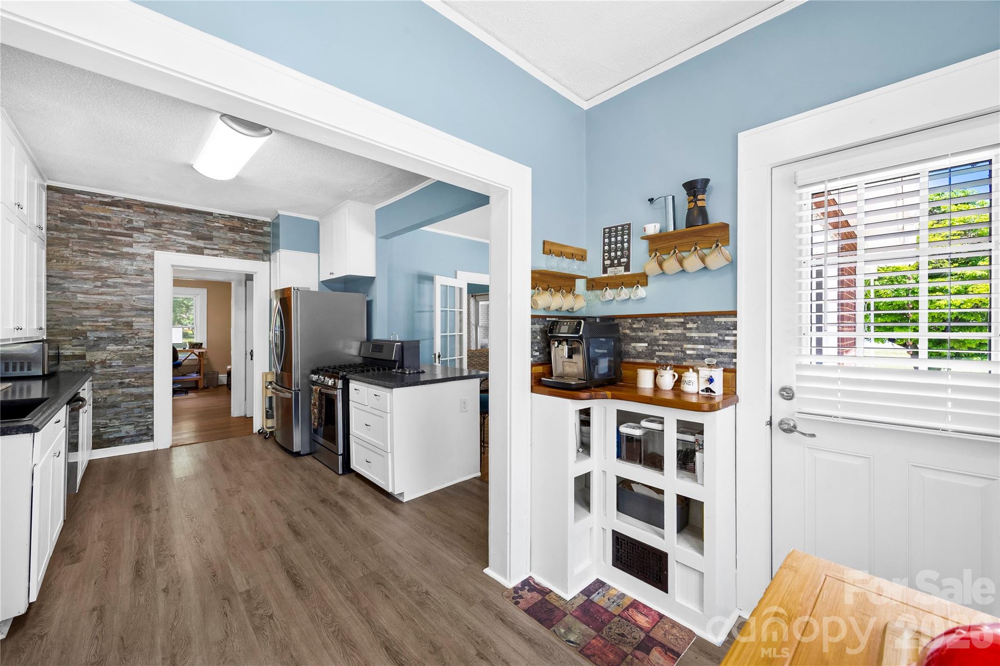 2030 South Point Road — Belmont