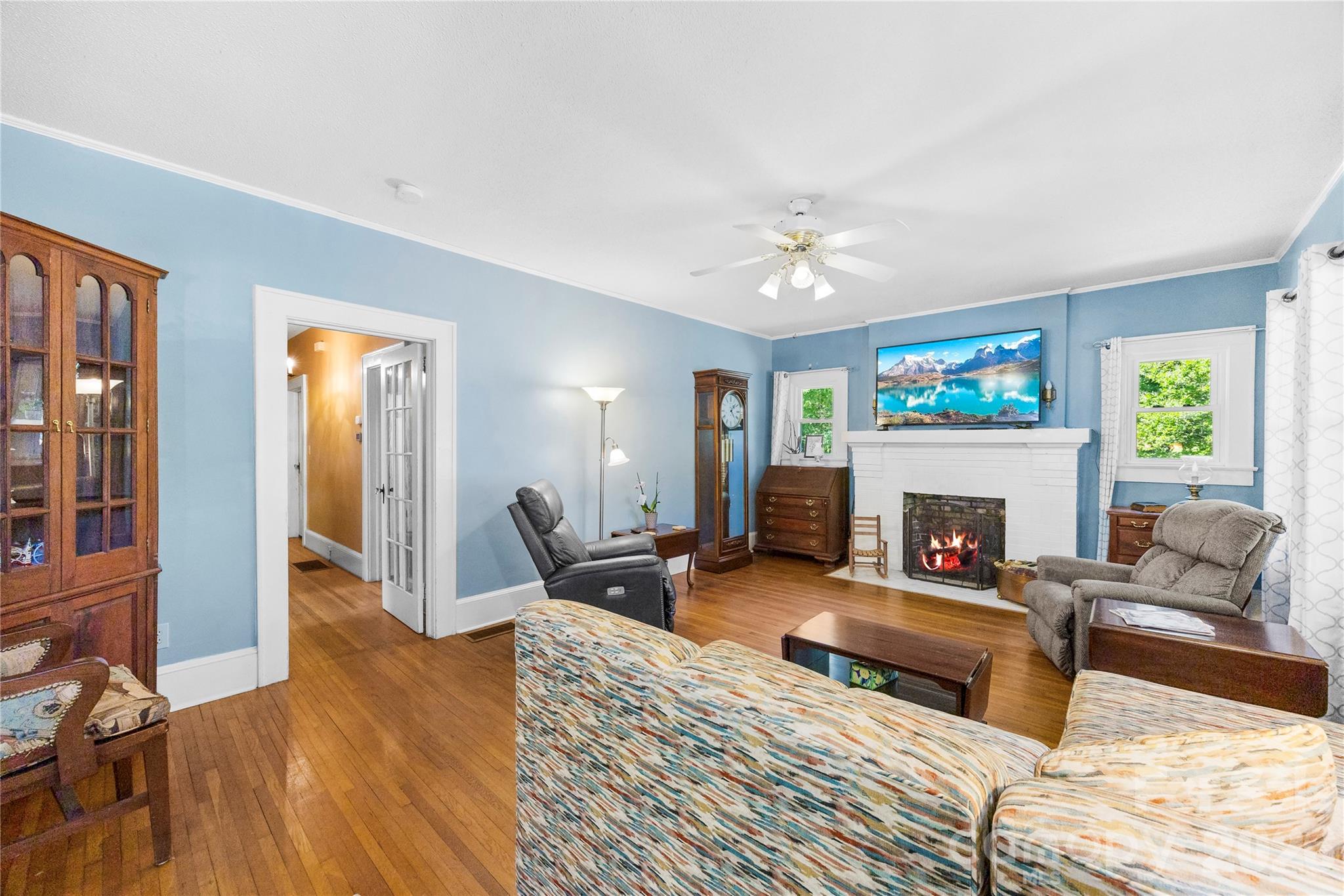 2030 South Point Road — Belmont