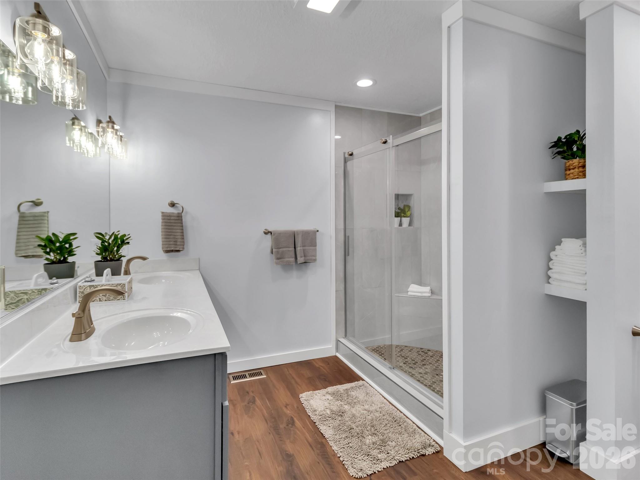 129 Hooper Haven Drive — Waynesville