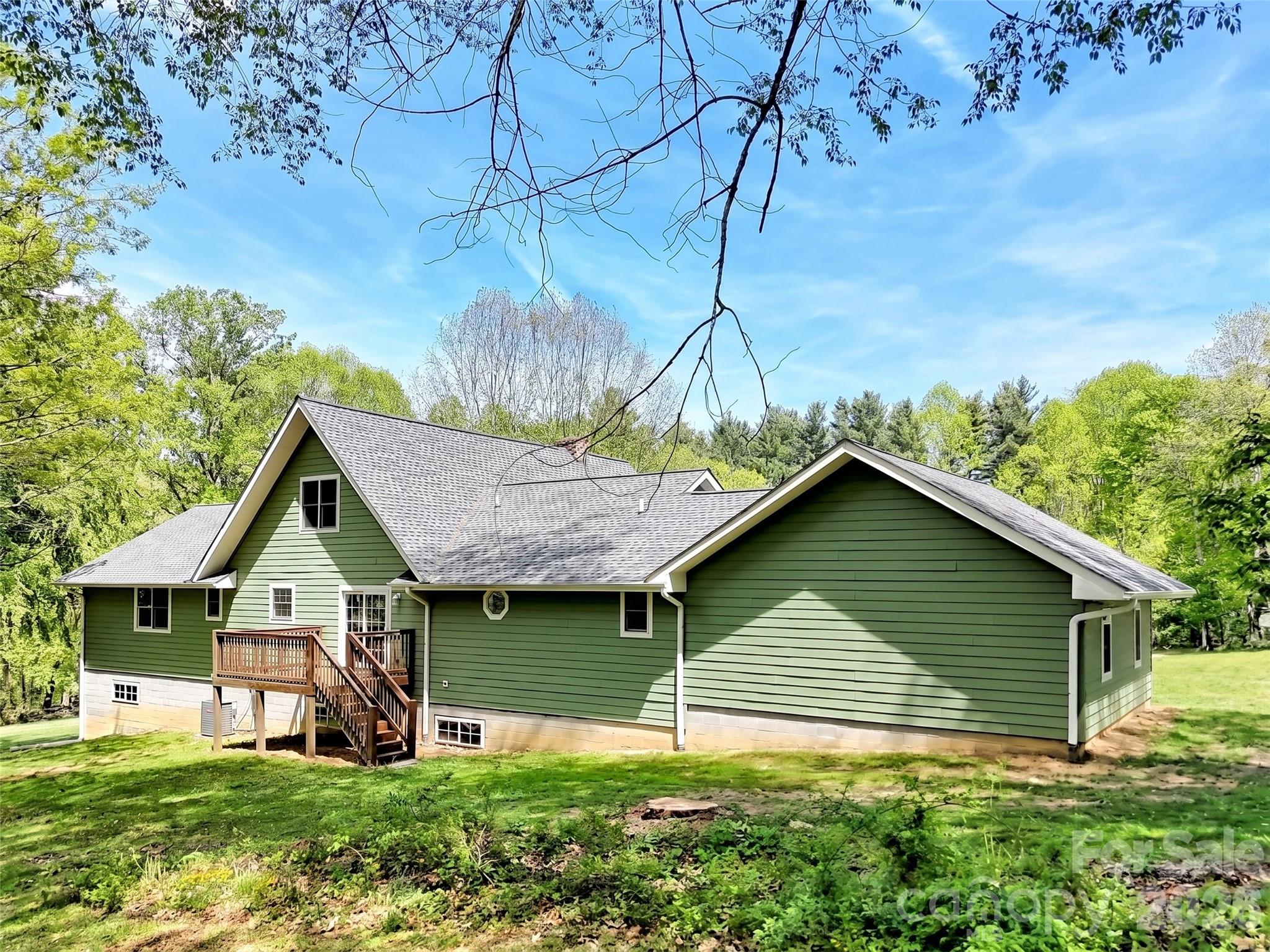 129 Hooper Haven Drive — Waynesville
