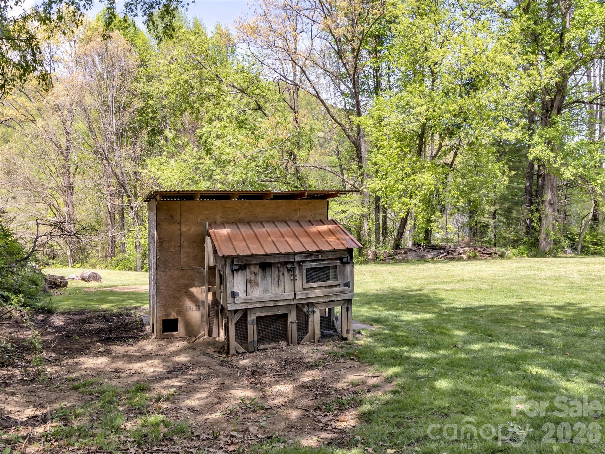 129 Hooper Haven Drive — Waynesville