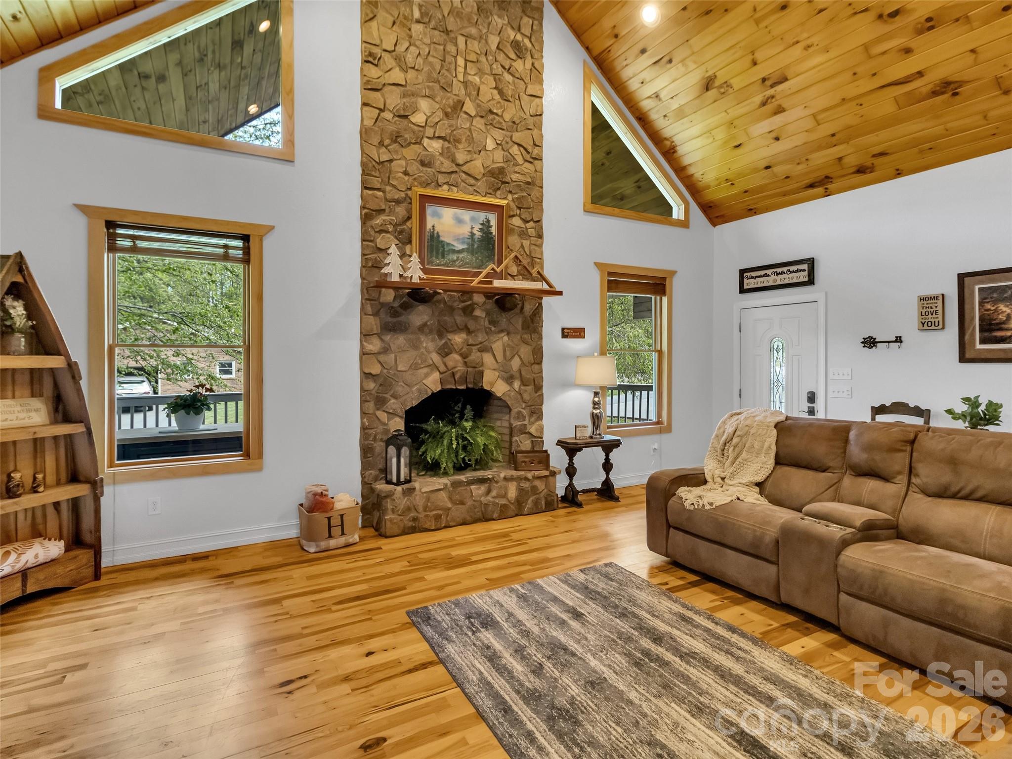 129 Hooper Haven Drive — Waynesville
