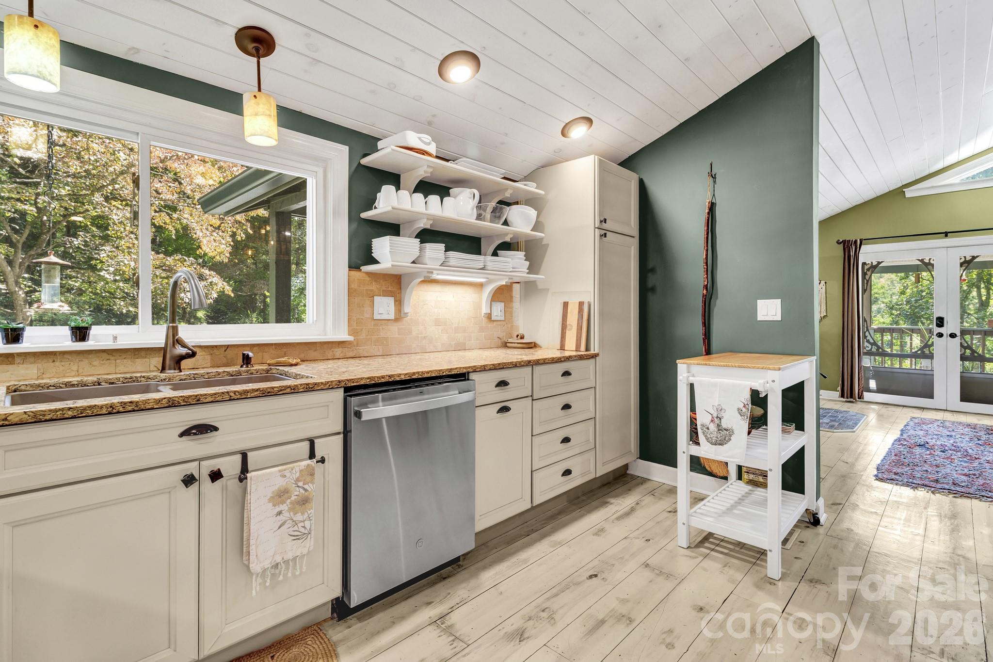 3851 Gerton Highway — Gerton