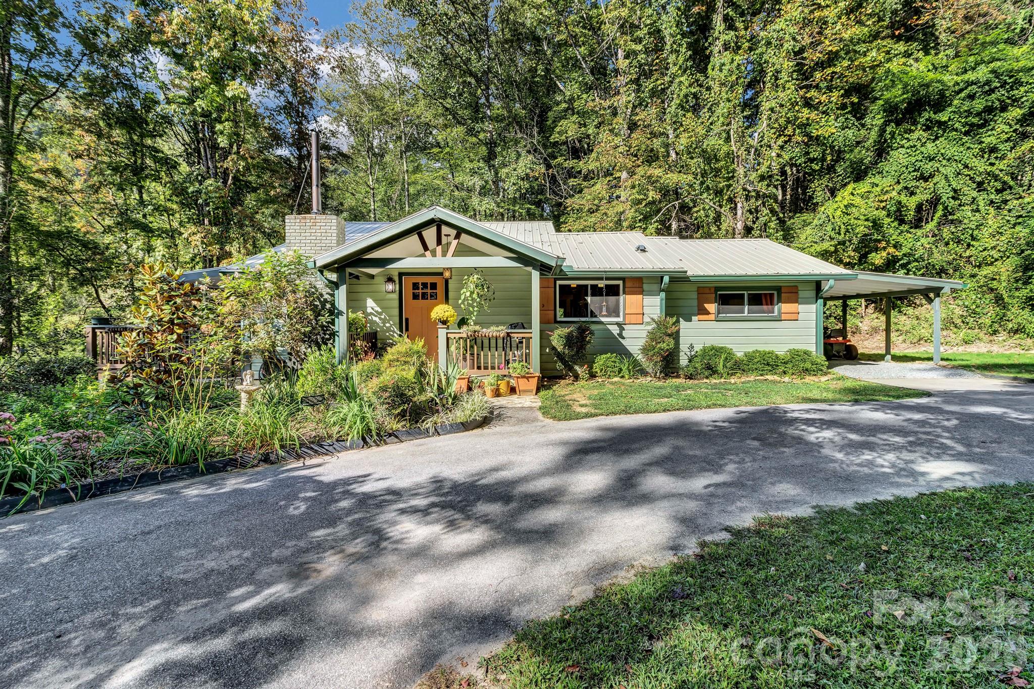3851 Gerton Highway — Gerton