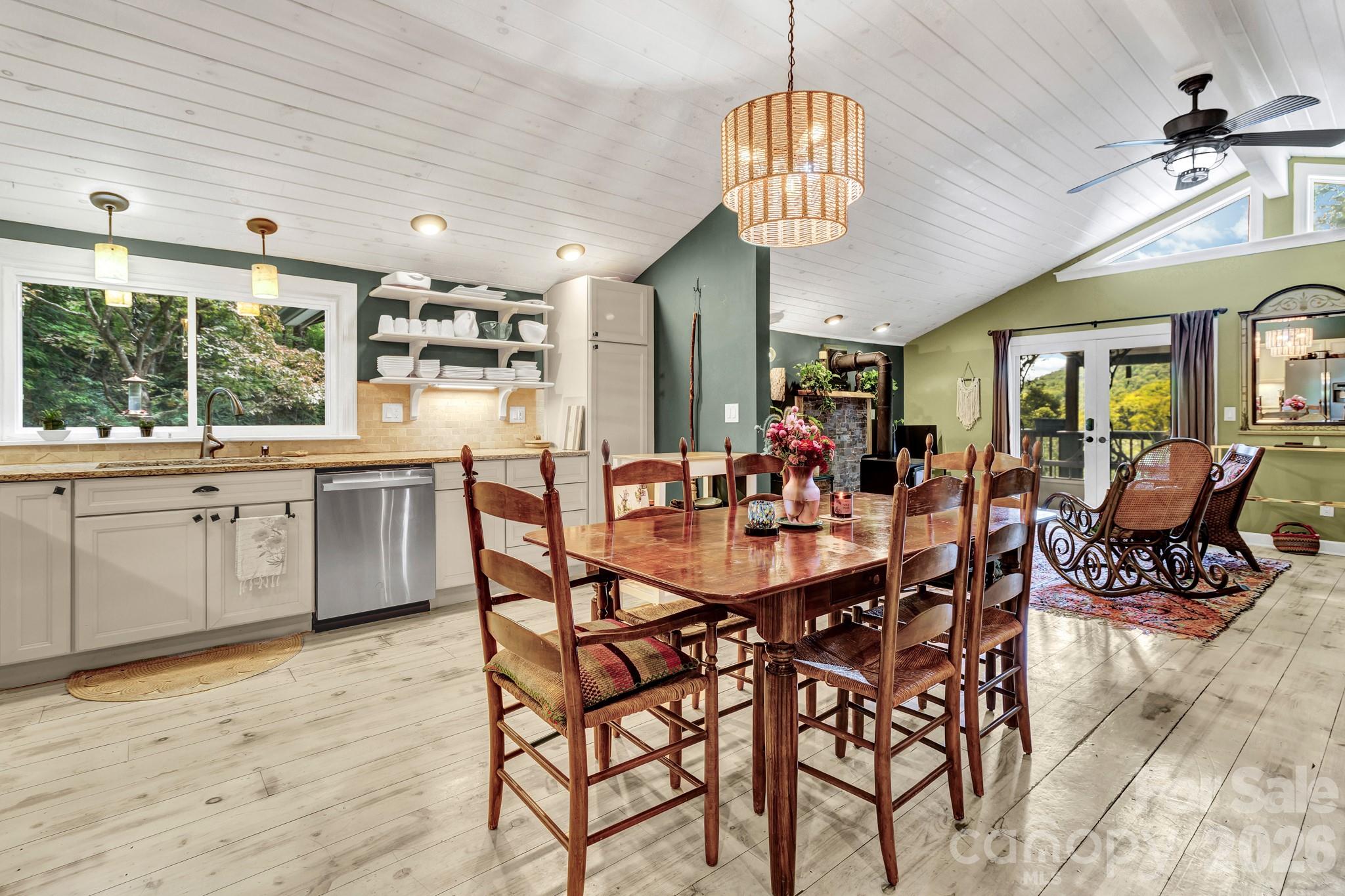 3851 Gerton Highway — Gerton