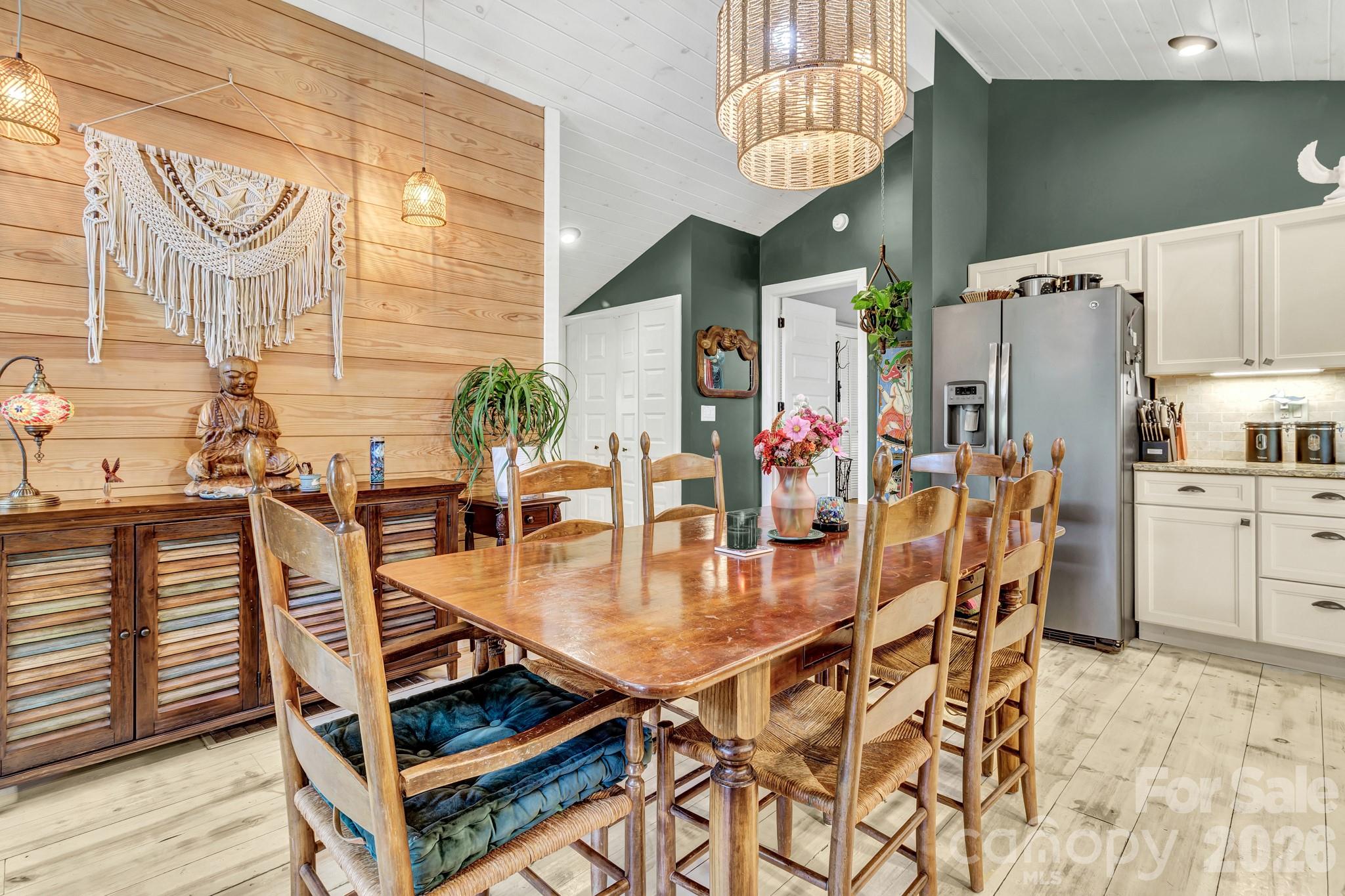3851 Gerton Highway — Gerton