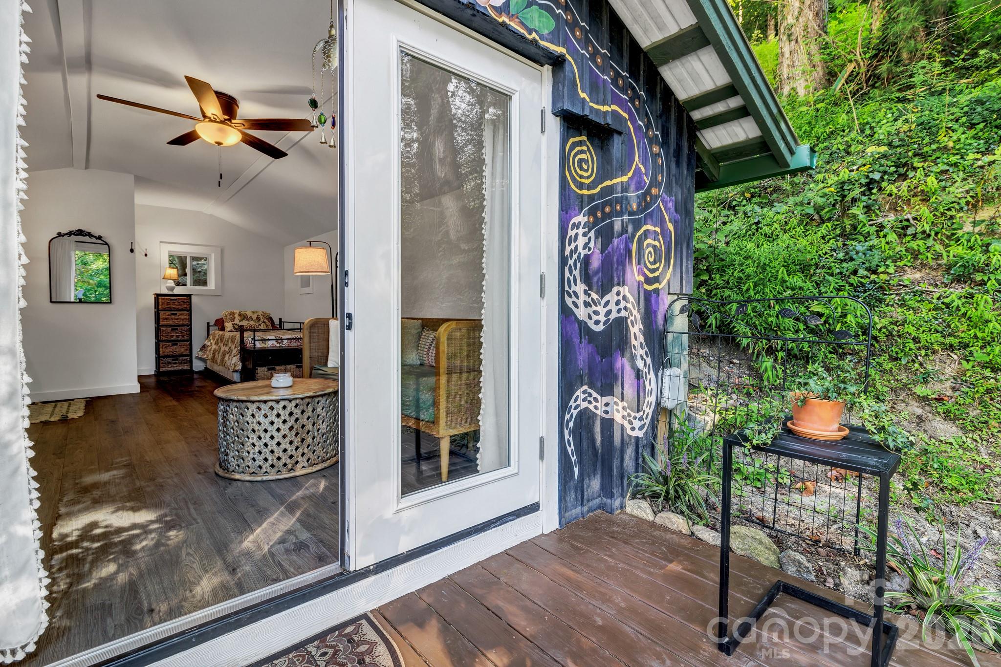 3851 Gerton Highway — Gerton