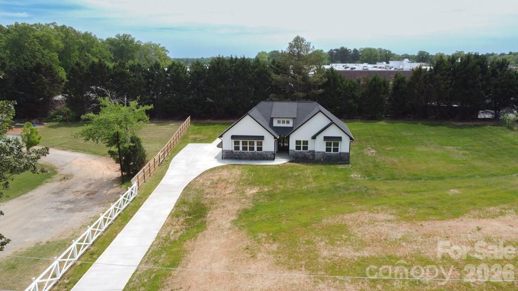 520 Allen Way — Indian Trail