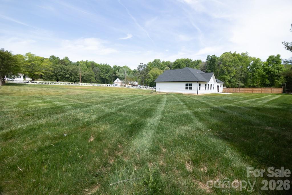 520 Allen Way — Indian Trail