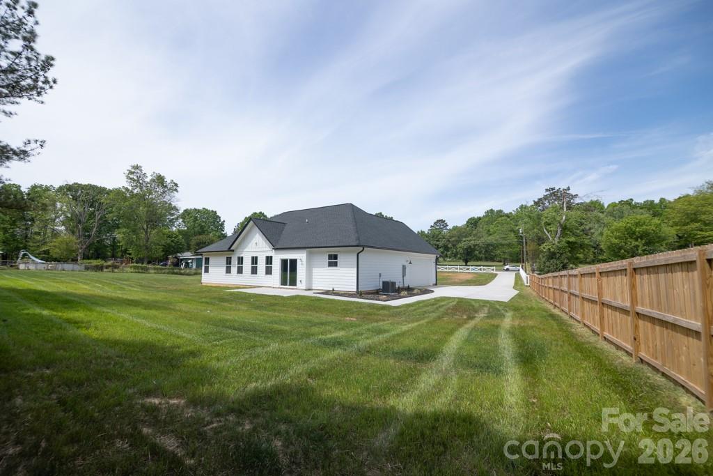 520 Allen Way — Indian Trail