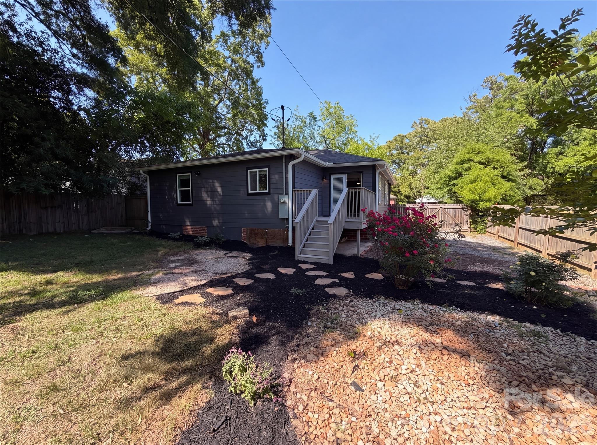 1520 Herrin Avenue — Charlotte