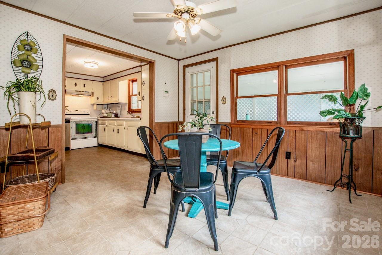 431 Cooper Farm Road — Statesville