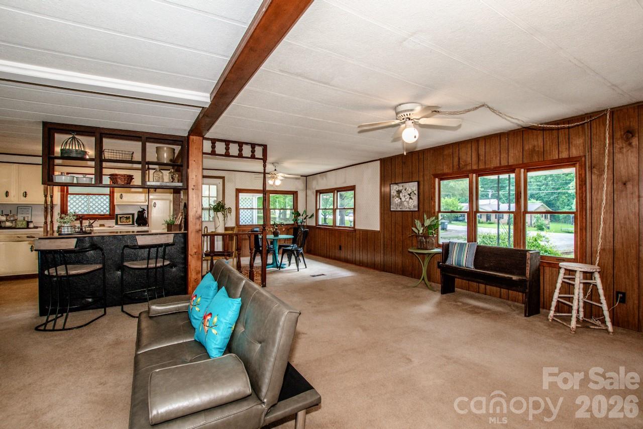 431 Cooper Farm Road — Statesville