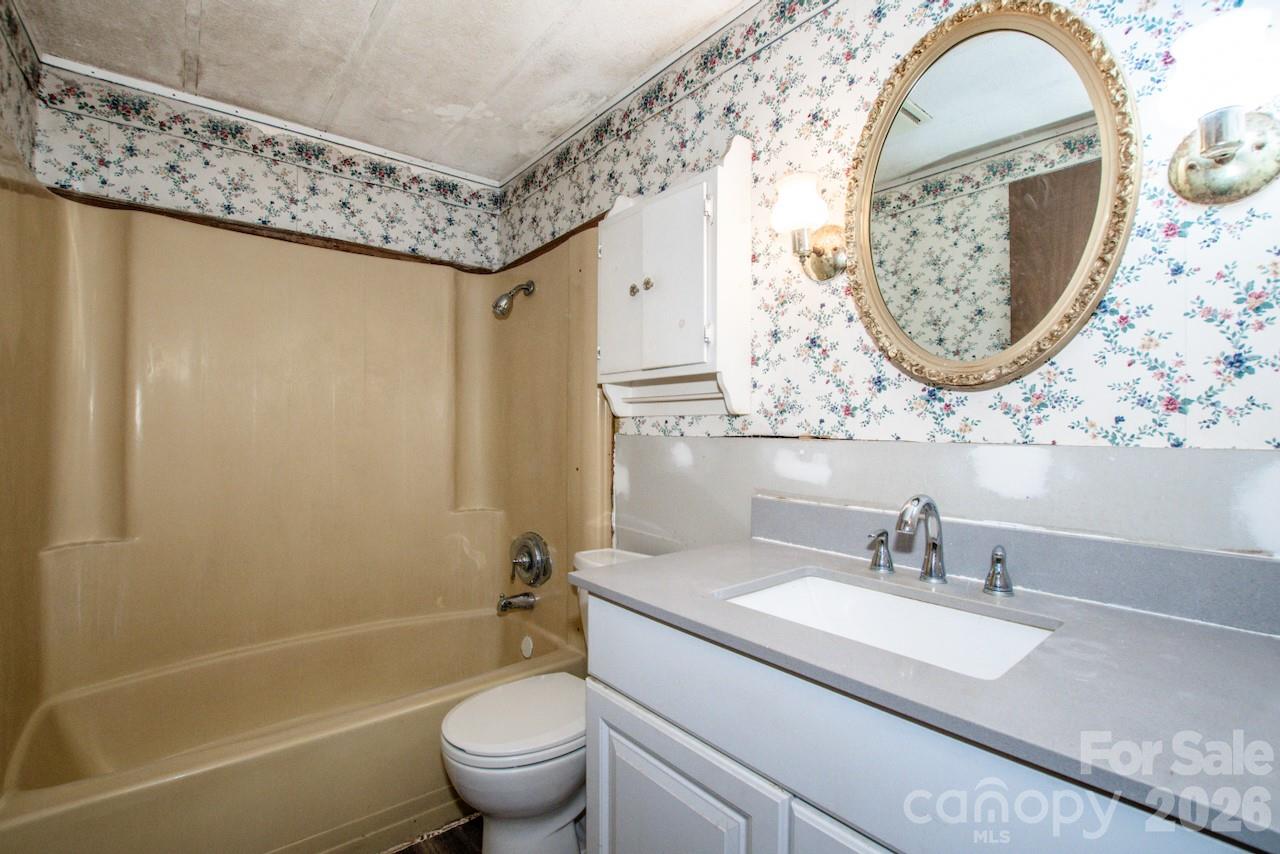 431 Cooper Farm Road — Statesville
