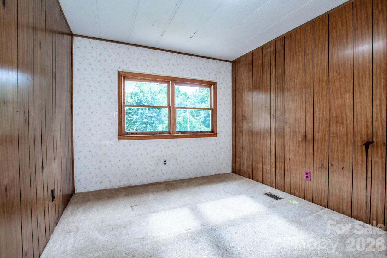 431 Cooper Farm Road — Statesville