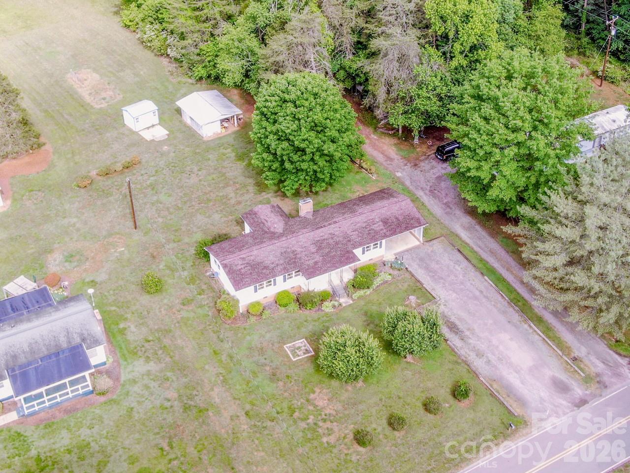 431 Cooper Farm Road — Statesville